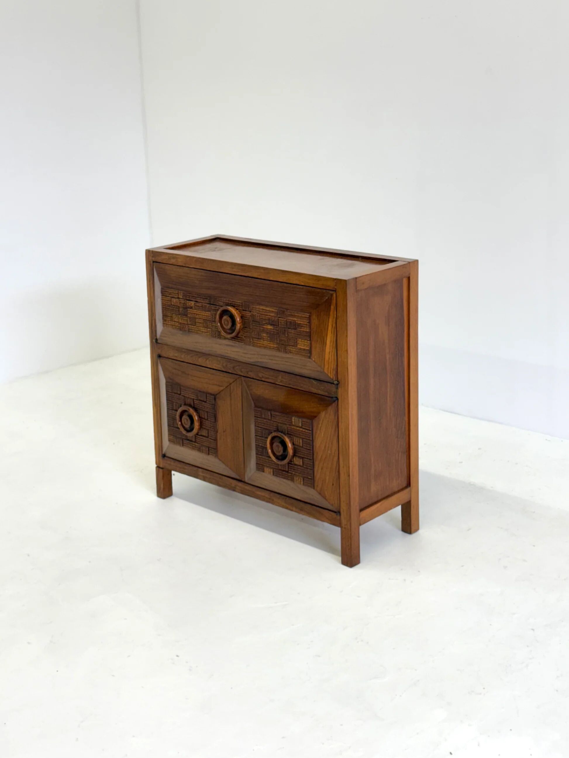 Italian Art Deco cabinet by Guglielmo Pecorini