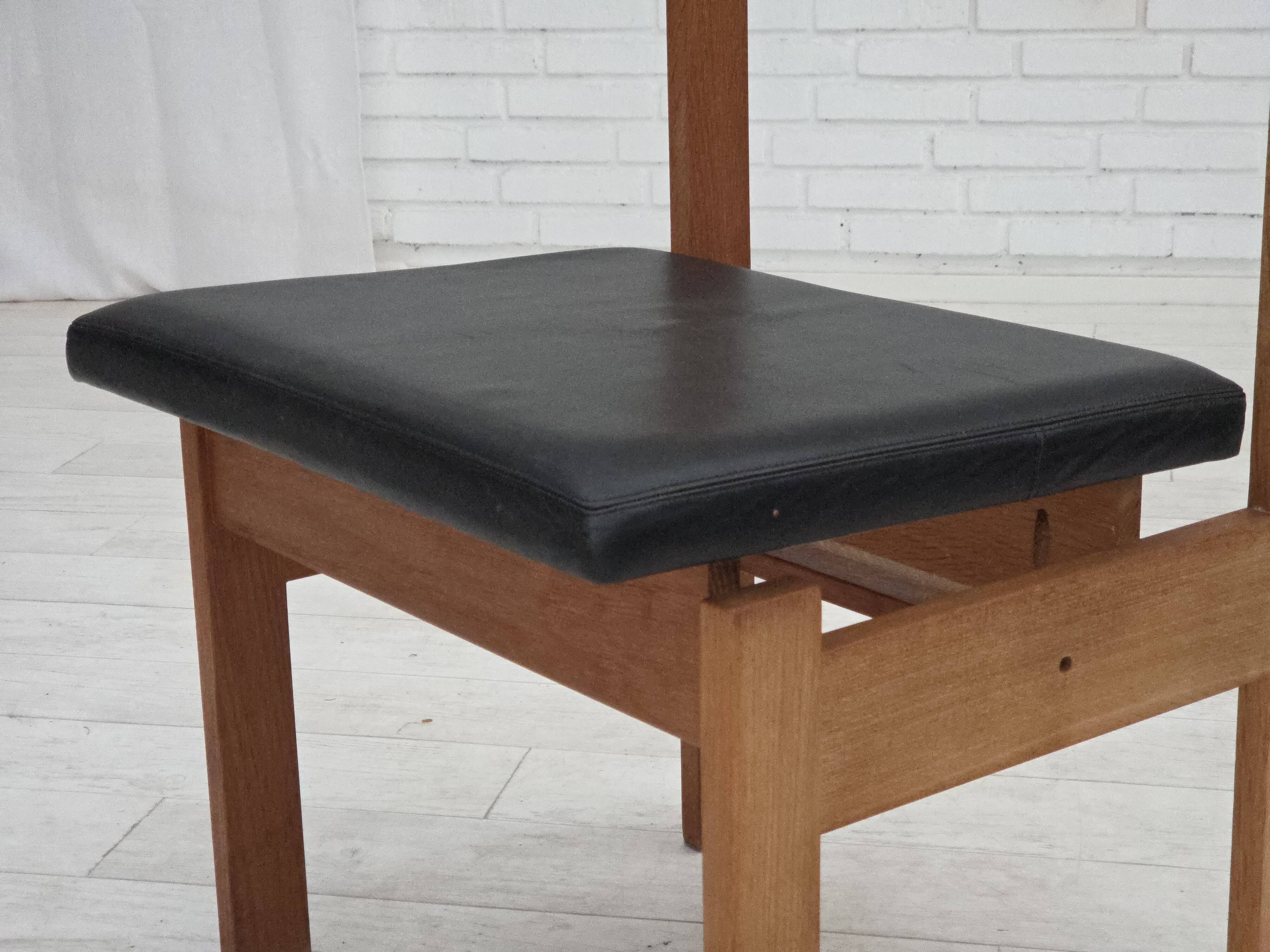 1970s, Danish design, set of 3 church chairs, leather, oak wood.