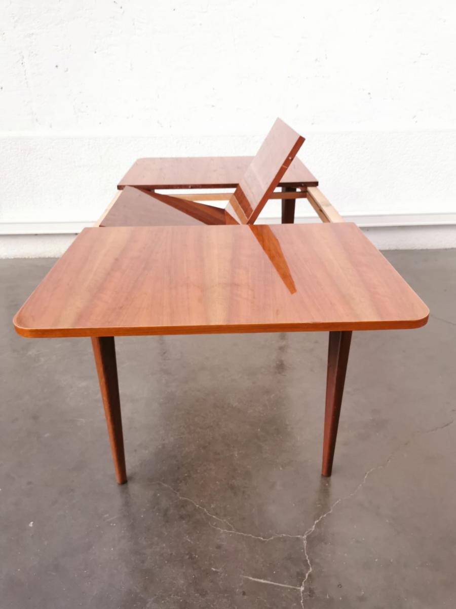 Table with wallet extensions