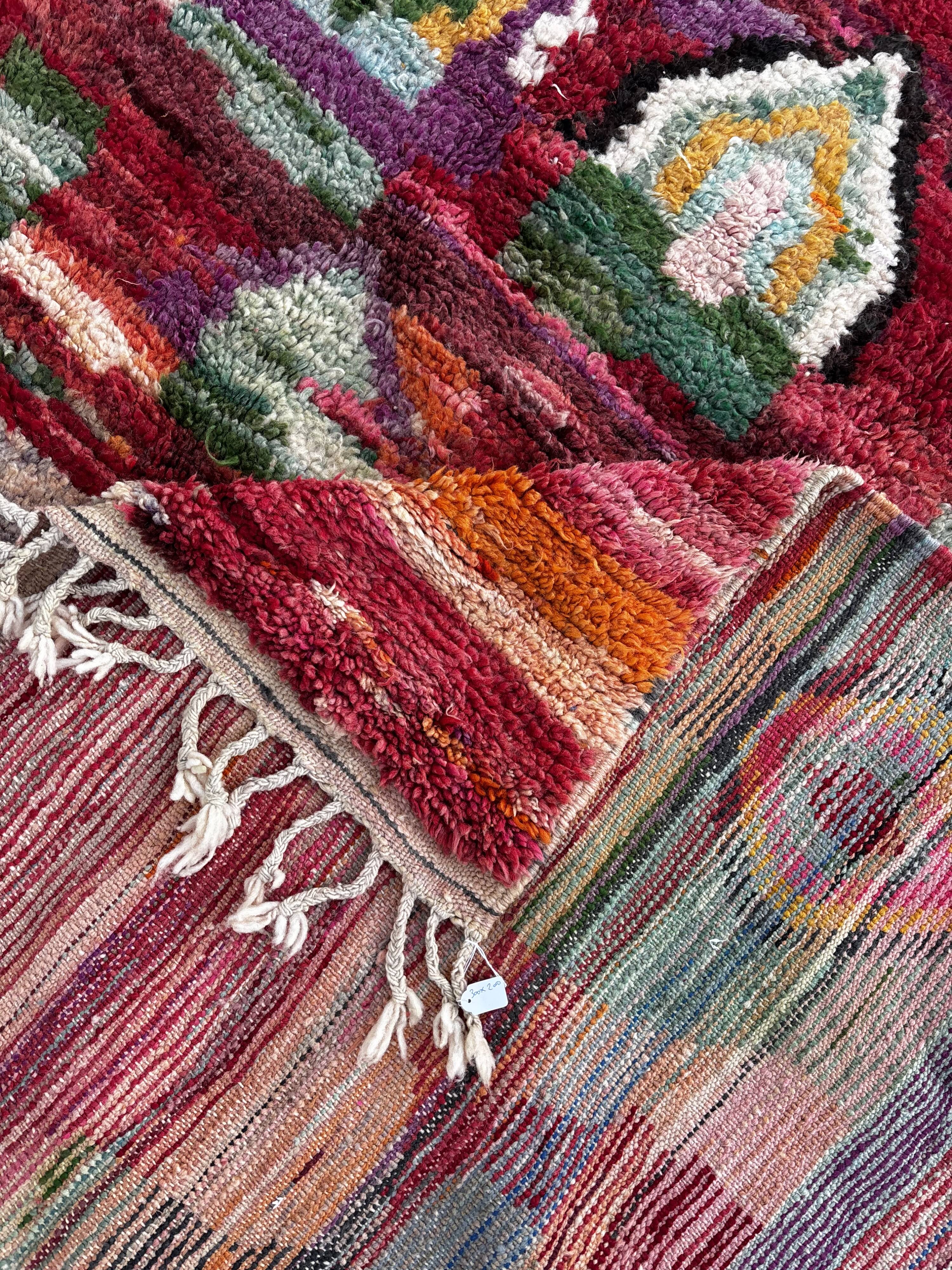 Vintage Moroccan Boujad rug in wool / handmade in Morocco