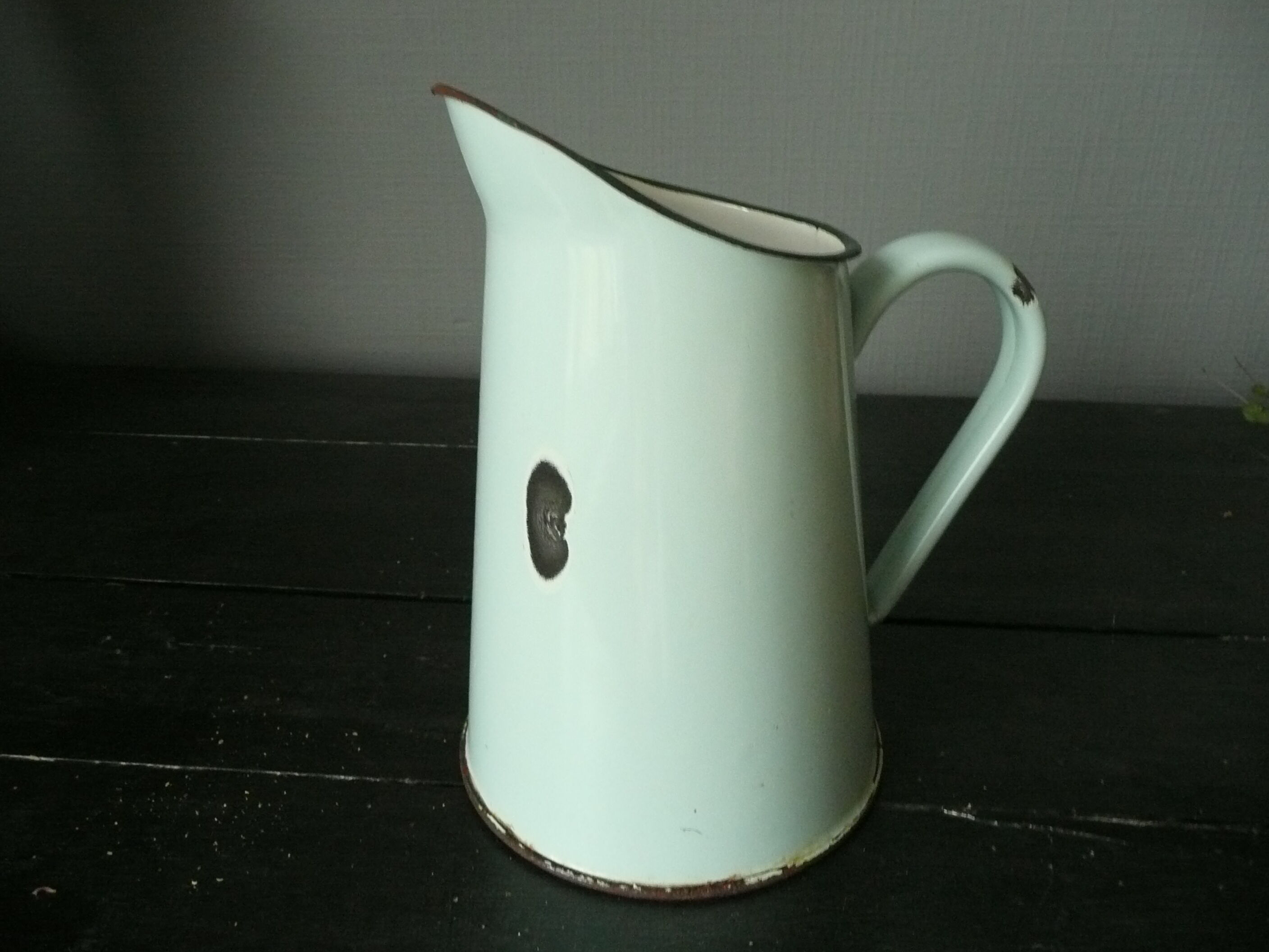 Enamelled sheet pitcher