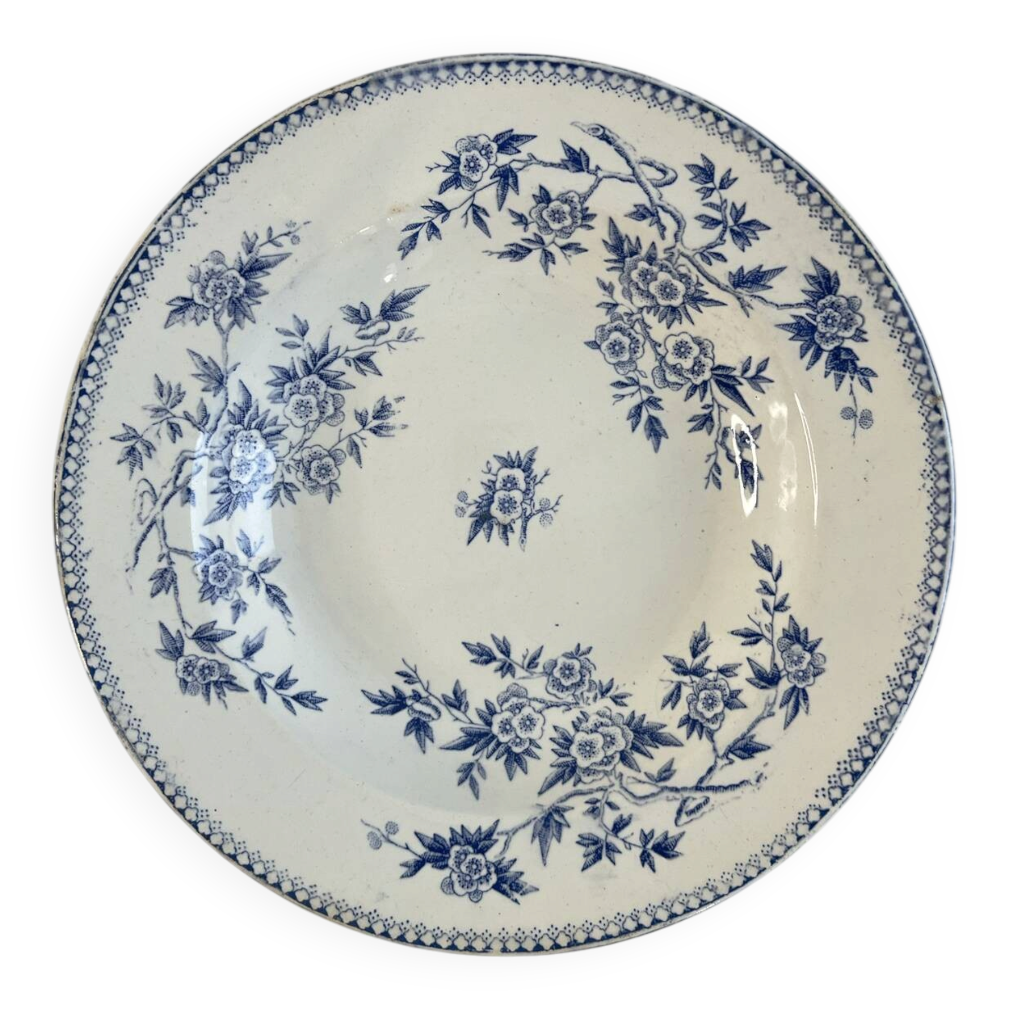 Assiette creuse en terre de fer Terre de Feu de Grigny décor floral bl