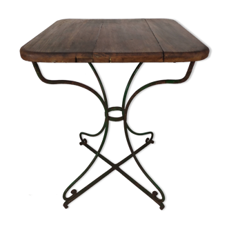 Garden pedestal table metal wood