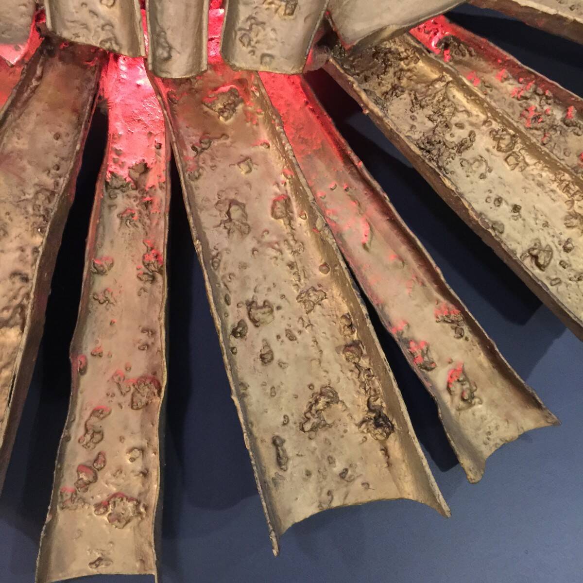 Large Sun wall sculpture, Resin & polyester lamp, Brutalist style