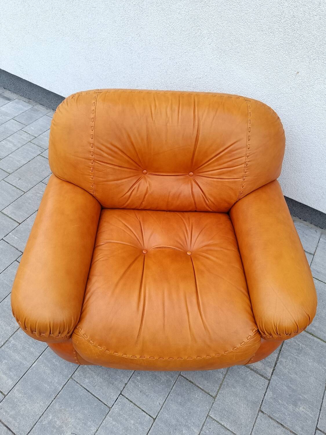 2 fauteuils en cuir cognac Sapporo, Mobil Girgi Italie