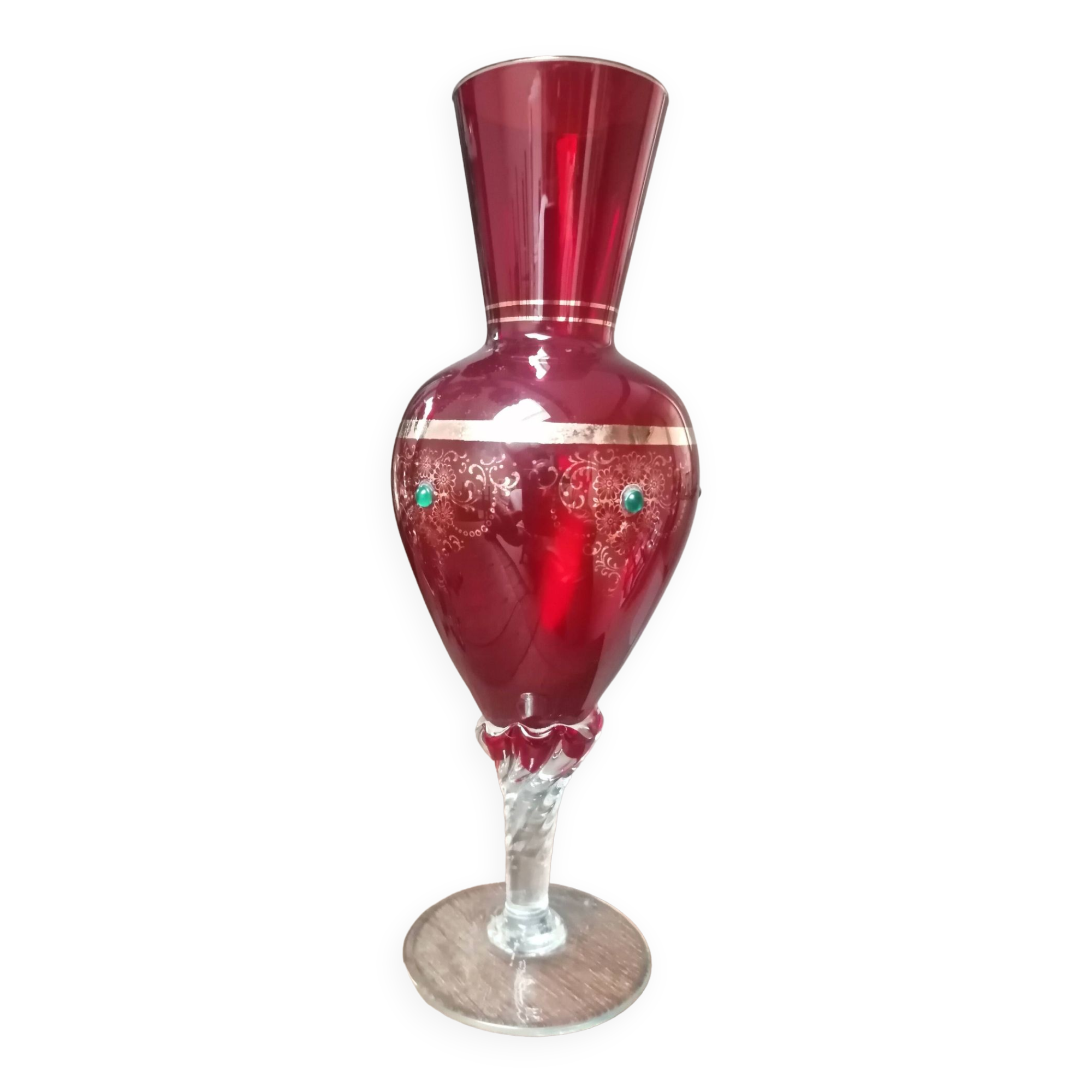 Red vase with gold decoration