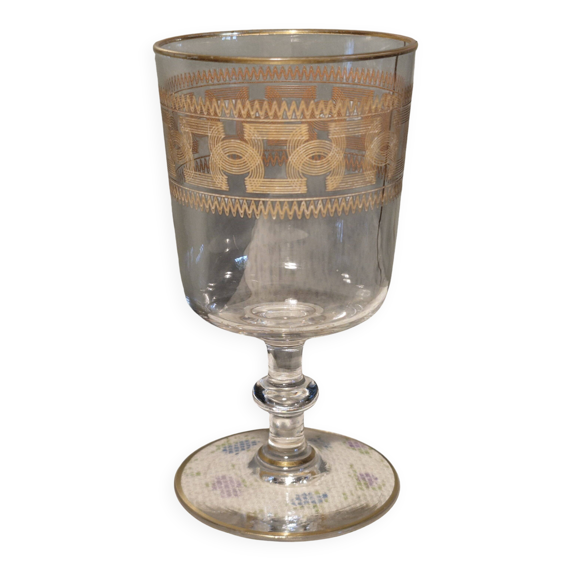 Baccarat glass model engraving 3458 enhanced with fine gold - 13.4 cm