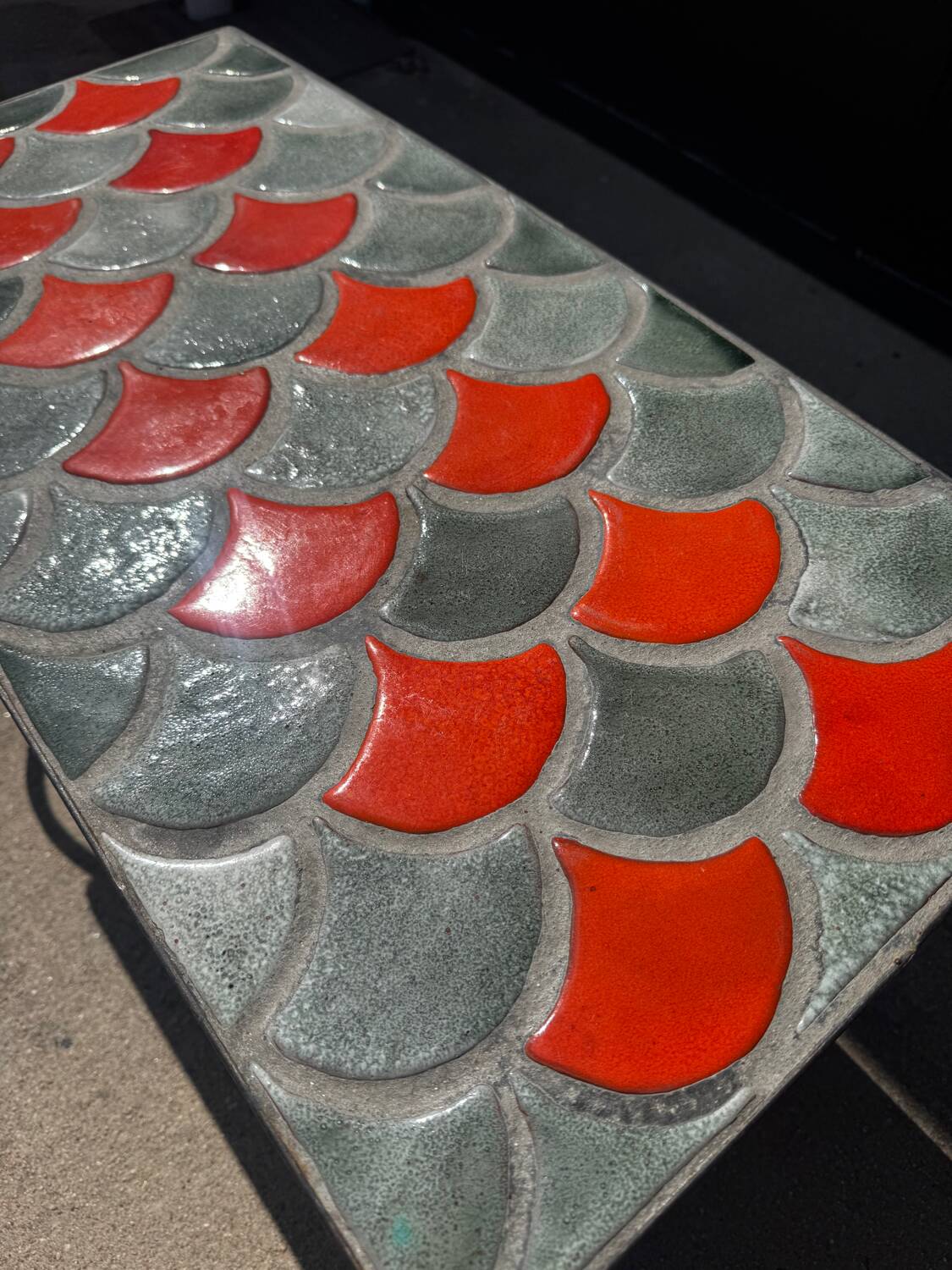 Ceramic coffee table with scales from the 1950s.