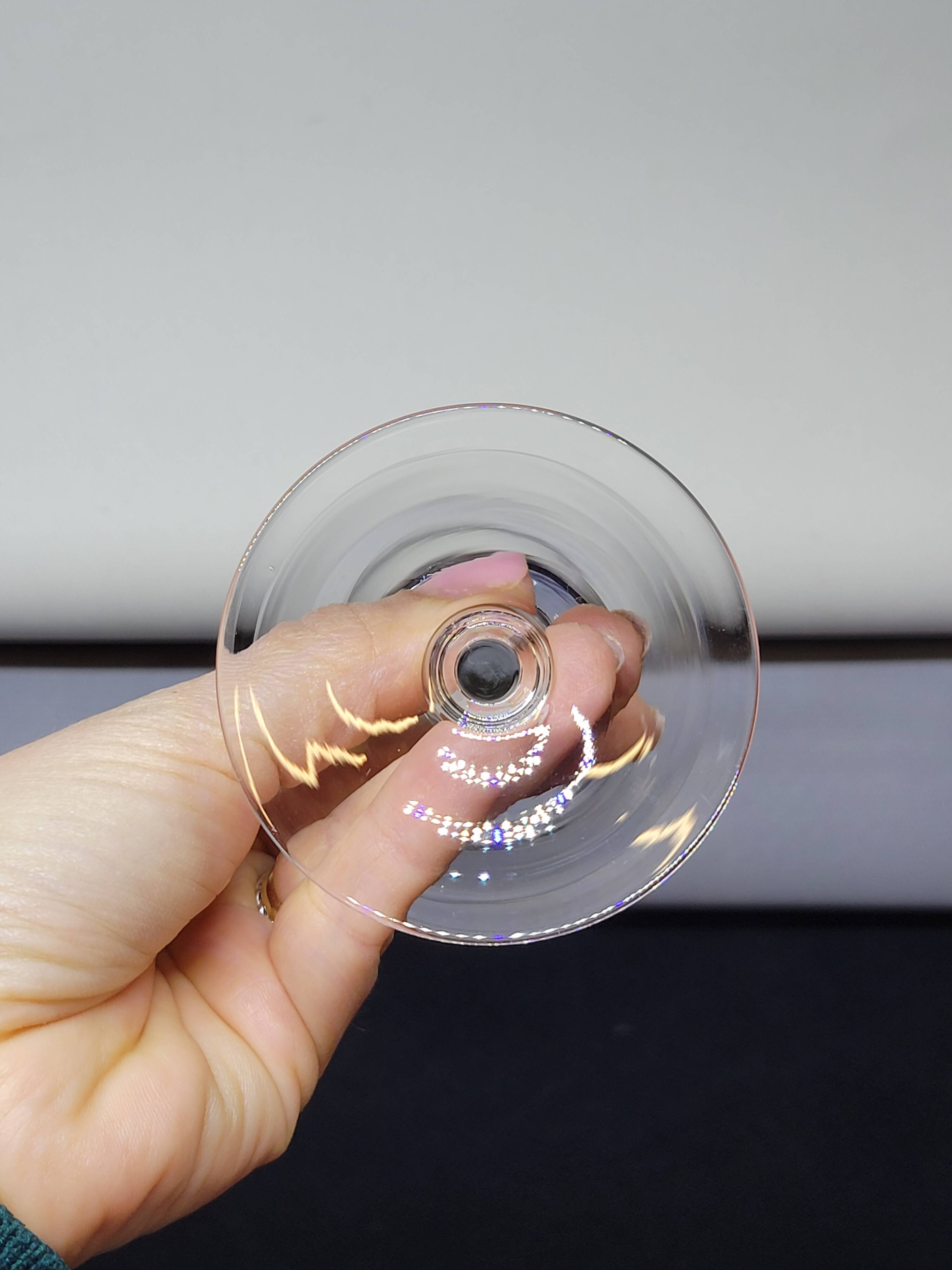 7 Fine Crystal Stemmed Wine or Water Glasses - Baccarat? / Saint Louis?