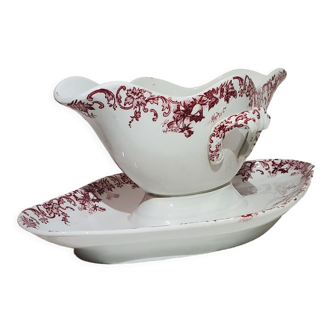 Gravy boat in earthenware of St Amand model Campanule