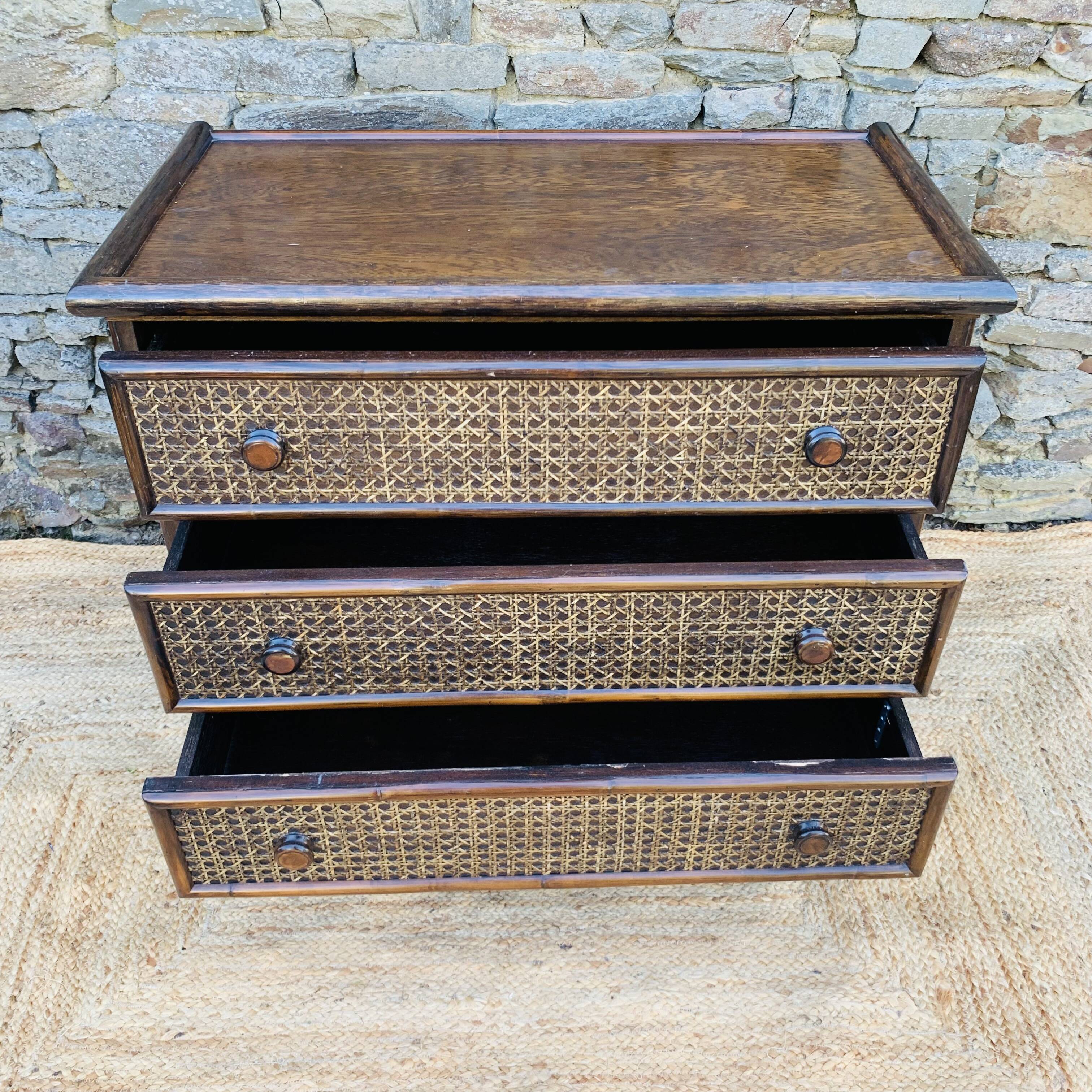 Vintage chest of drawers