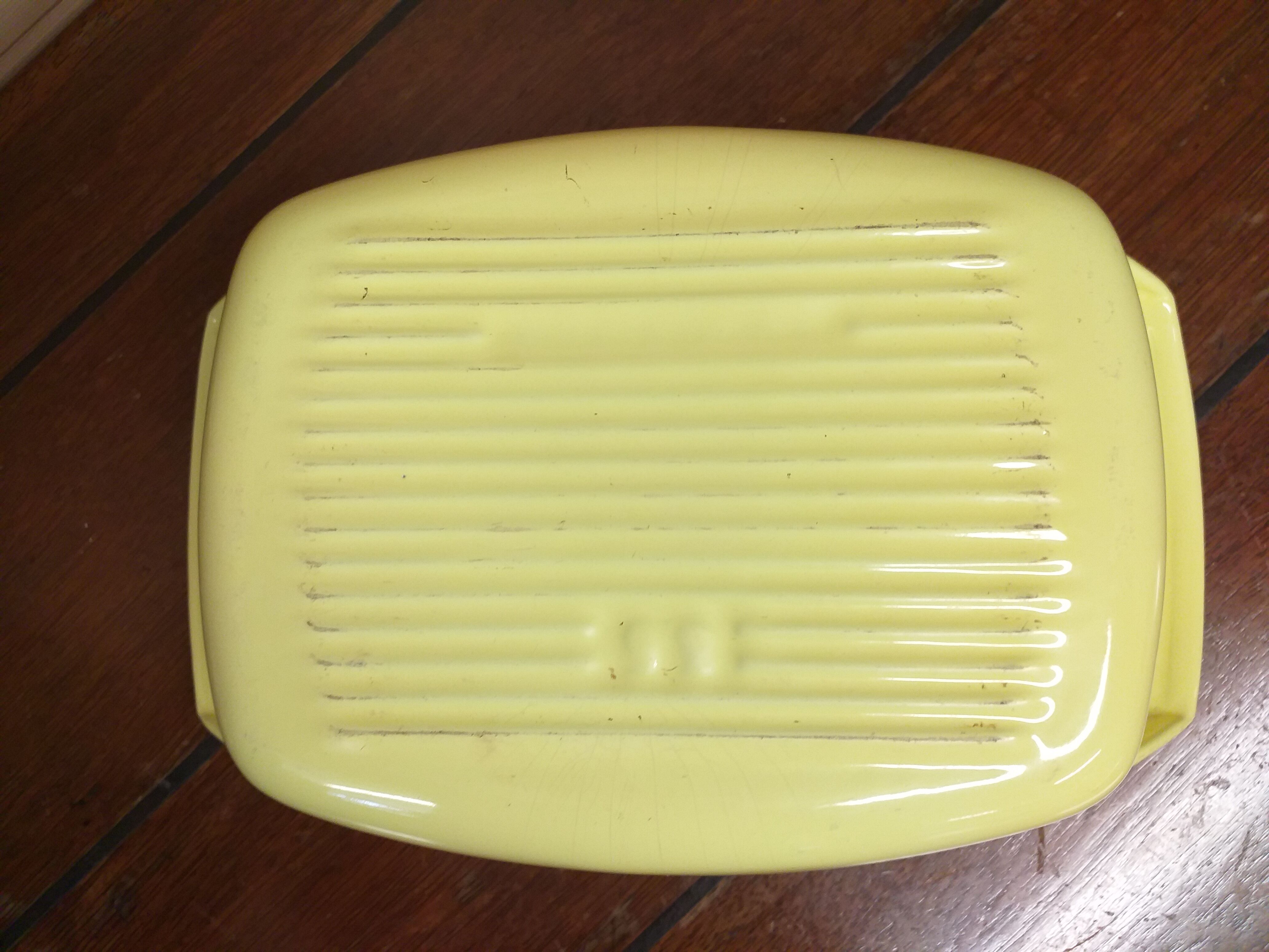 Cocotte jaune Raymond Loewy Le Creuset