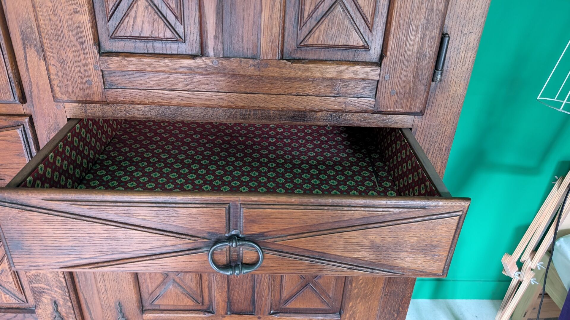 Grand cabinet buffet espagnol