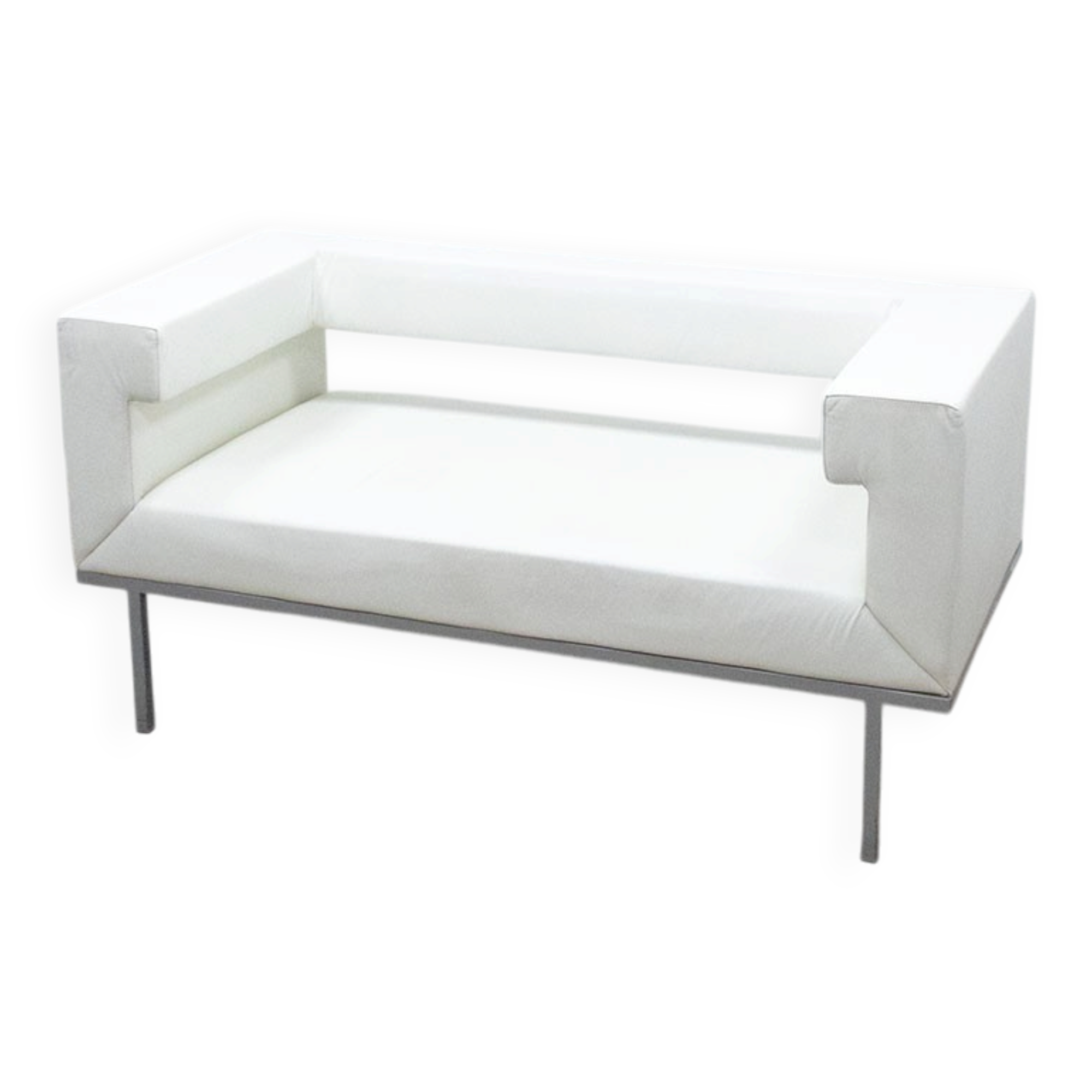 White leather sofa klöber