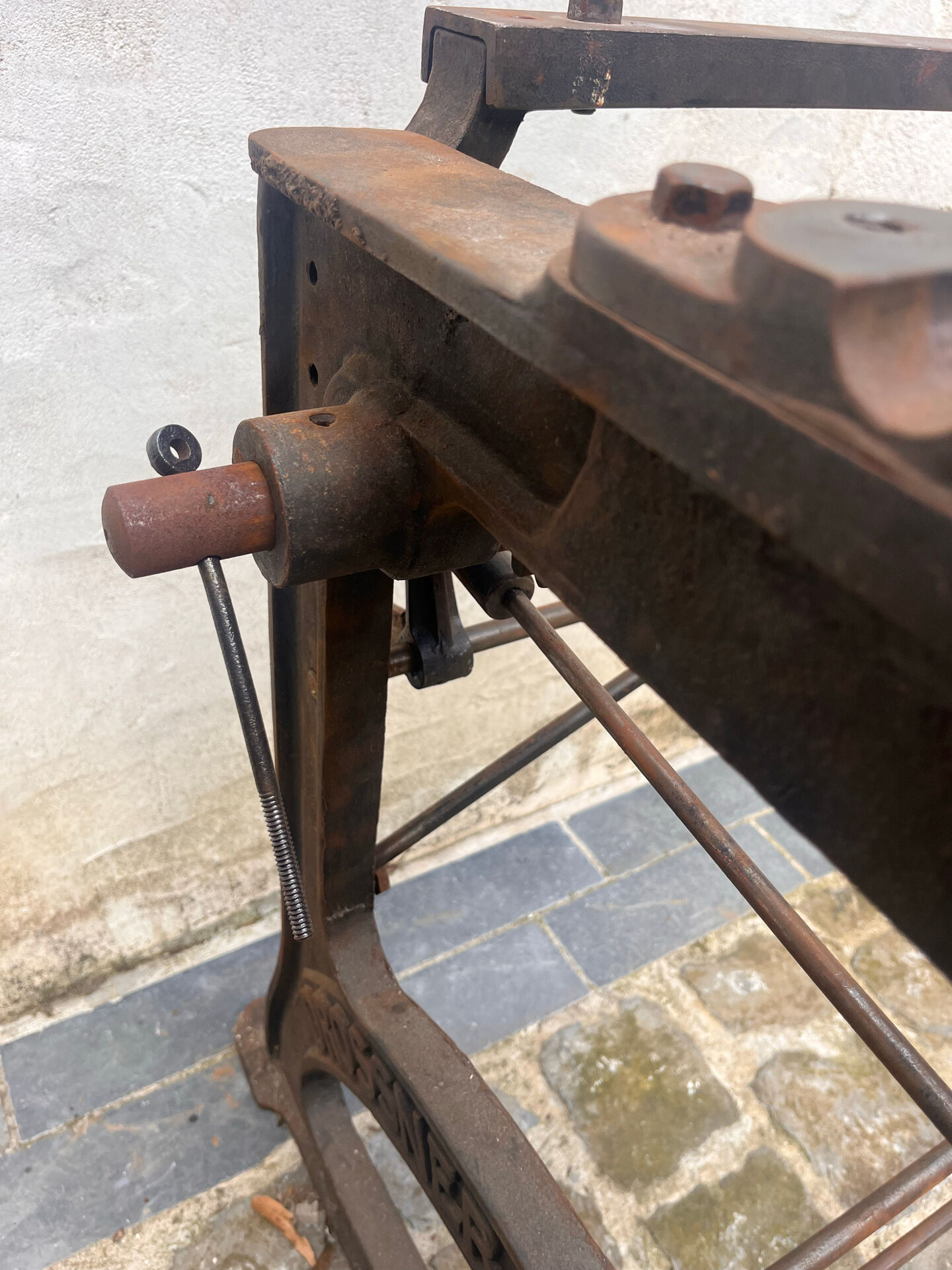 Workstation table
