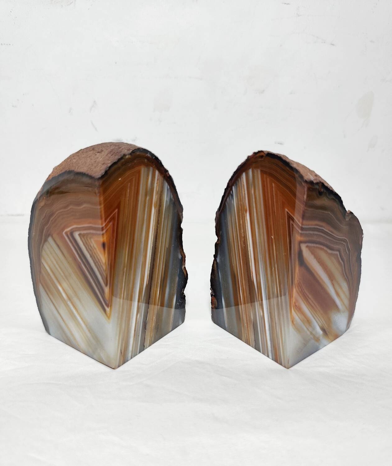 Paire de serre-livres en agate. Espagne, années 1970