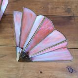 Paire d'appliques éventail art déco en laiton et pâte de verre