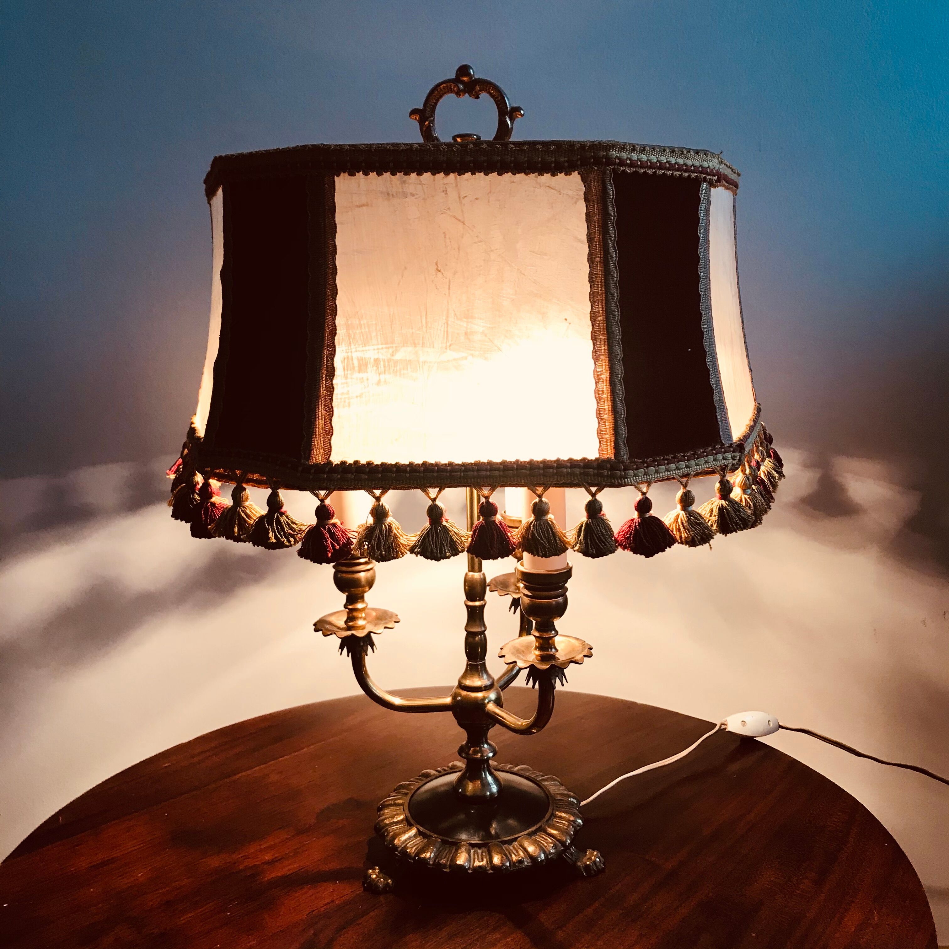 Large bronze hot water bottle lamp height 50 cm