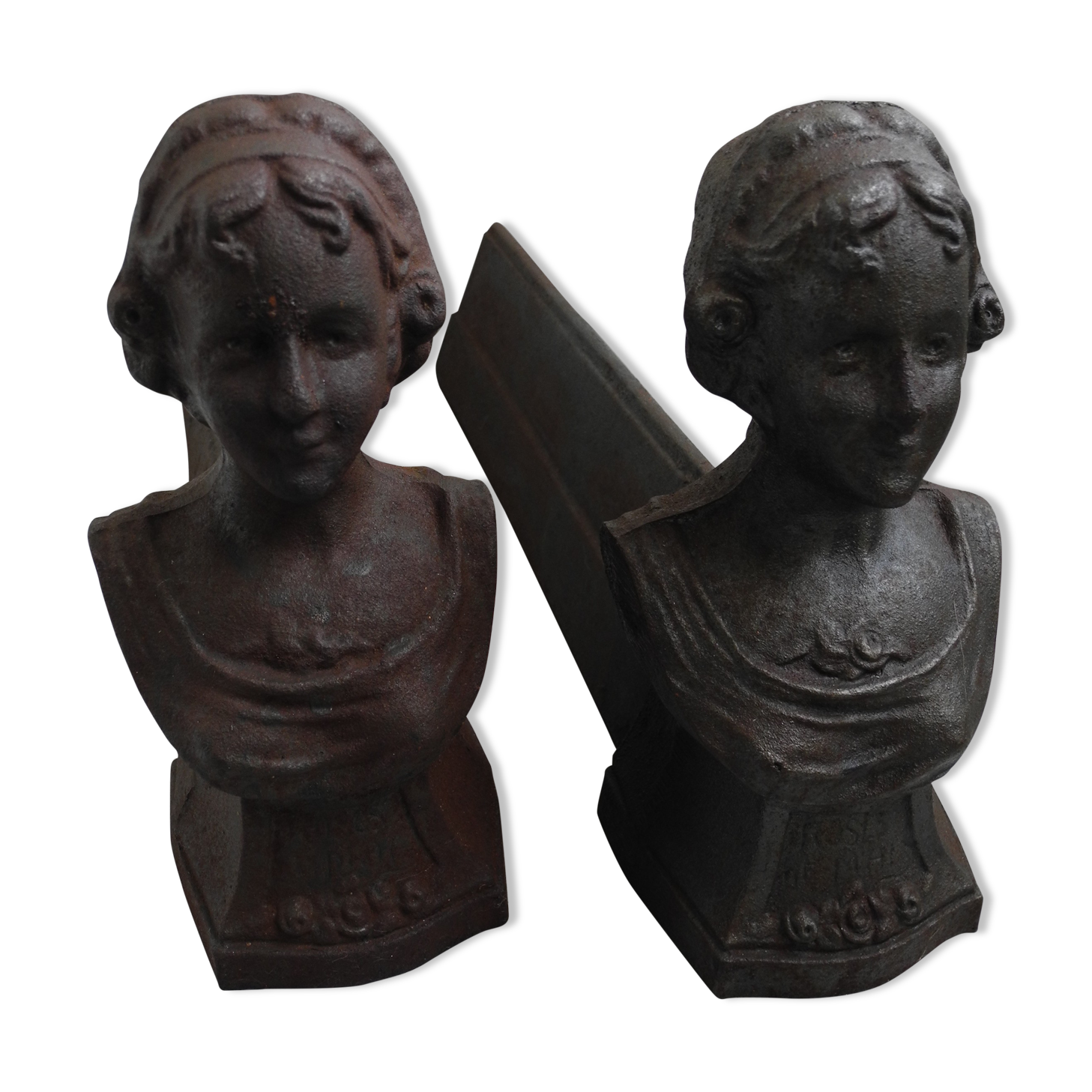 Paire chenets anciens fonte "roses de mai" cheminée antique andirons