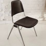 Vintage Knoll International 1601 Model stackable chairs 1970s