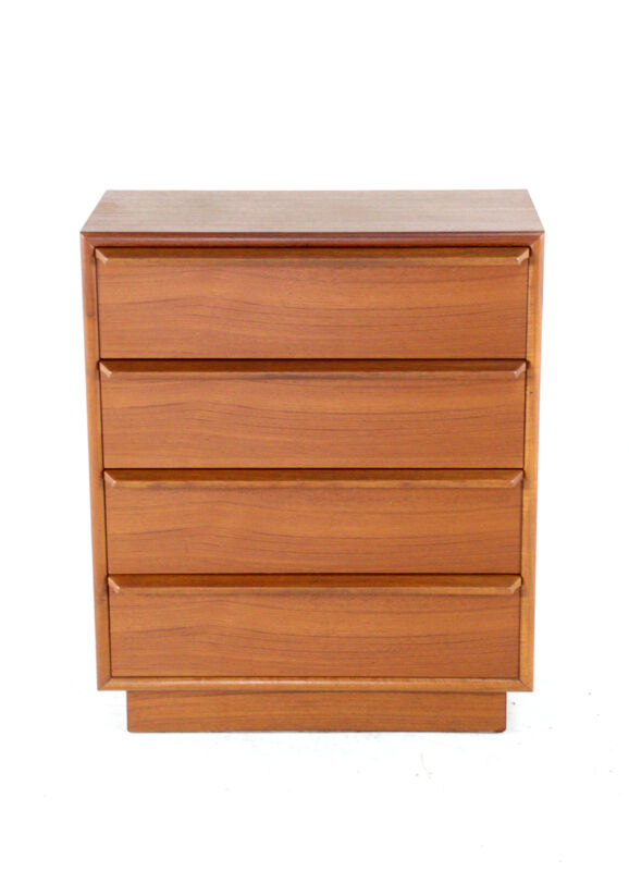 Commode 'Viborg' de GV Møbler
