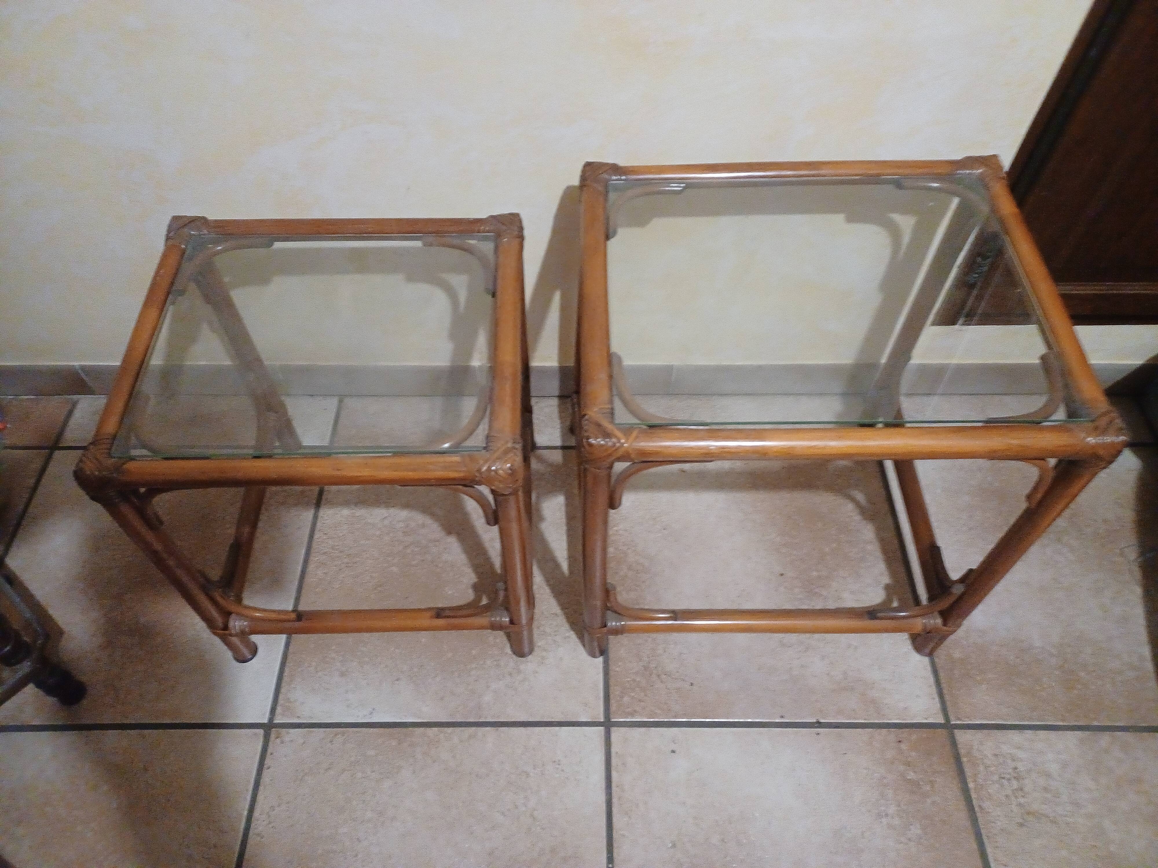 Bamboo trundle table