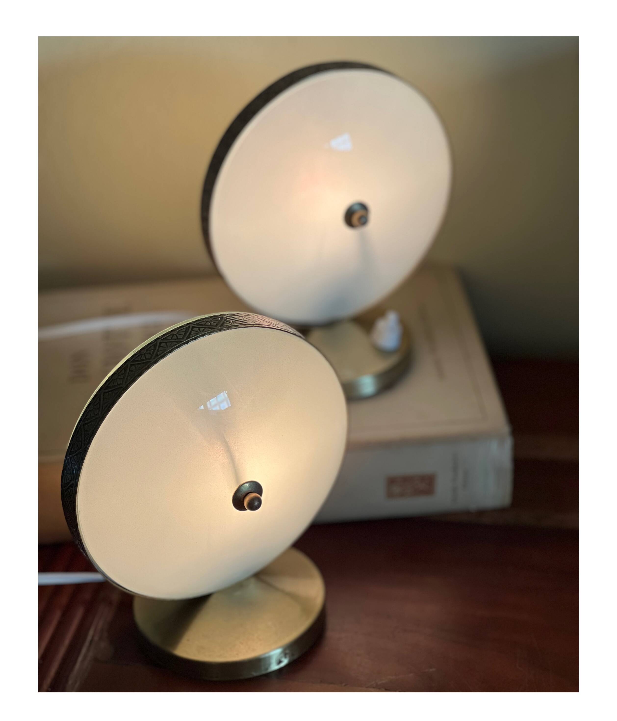 Couple of Mid-Century Modern table lamps, Italy 1950s