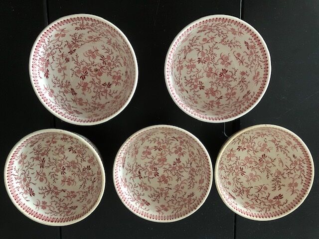 5 rice bowls in fine porcelain