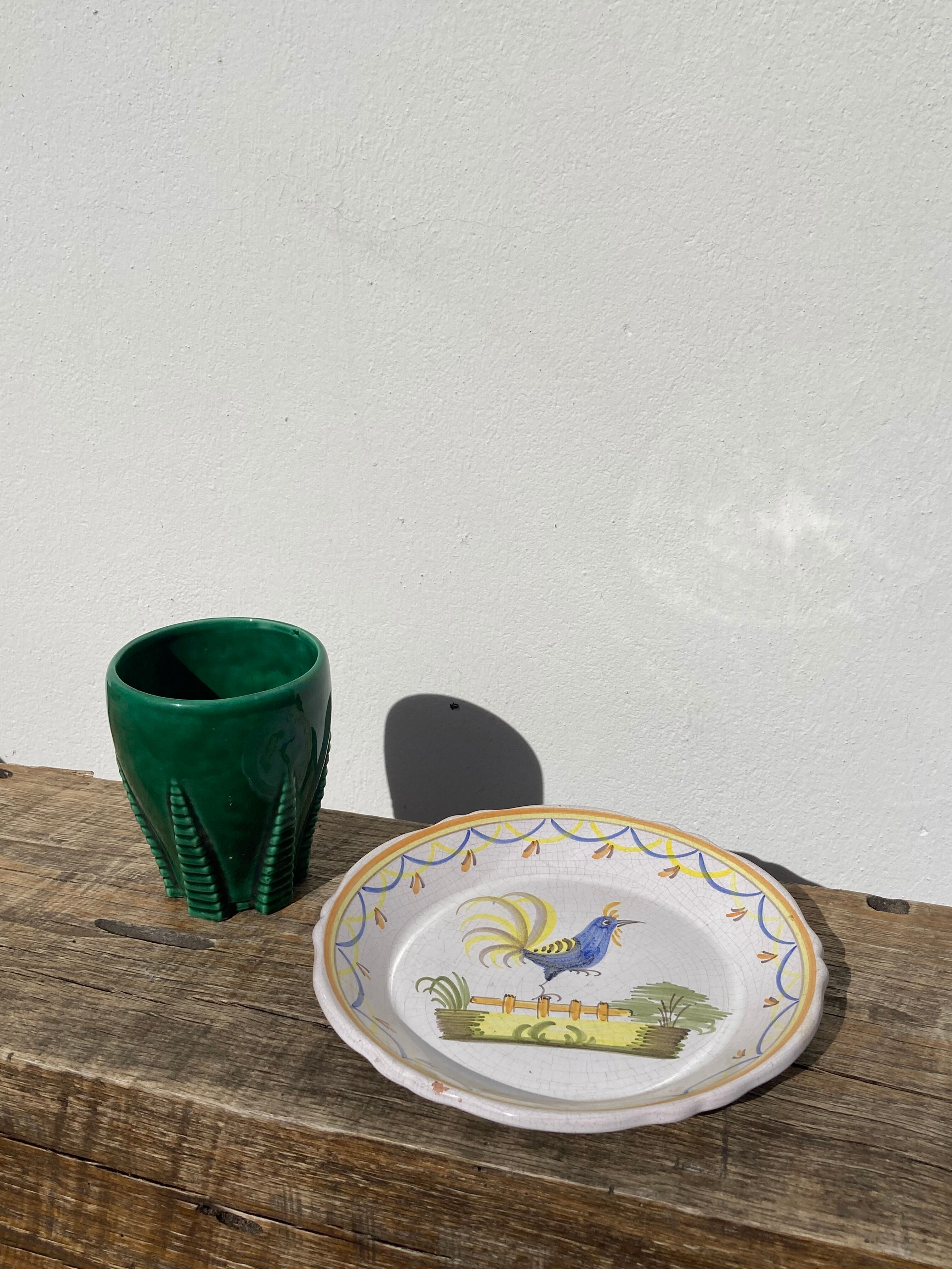 Quimper plate signed with rooster decoration in yellow enamelled ceramic old