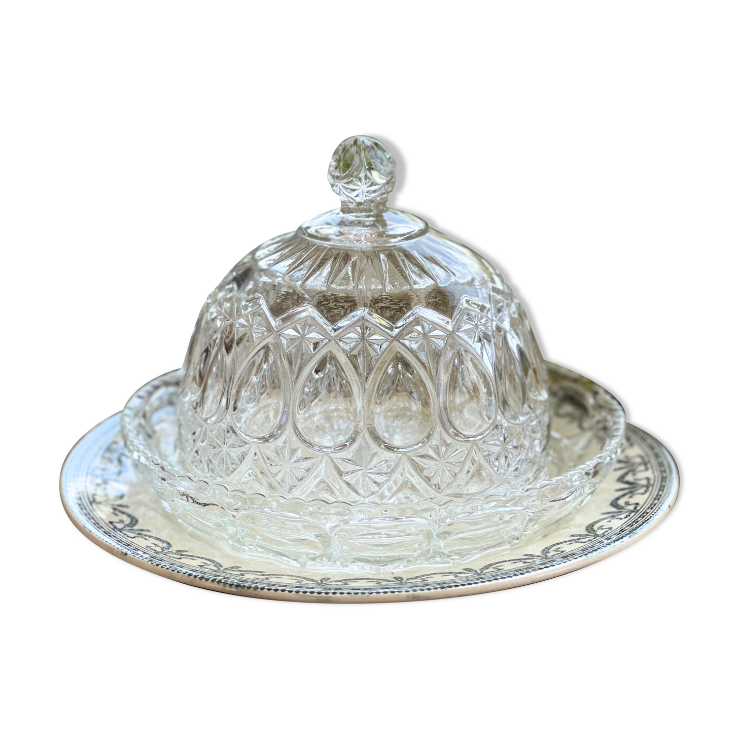 Crystal dish and bell