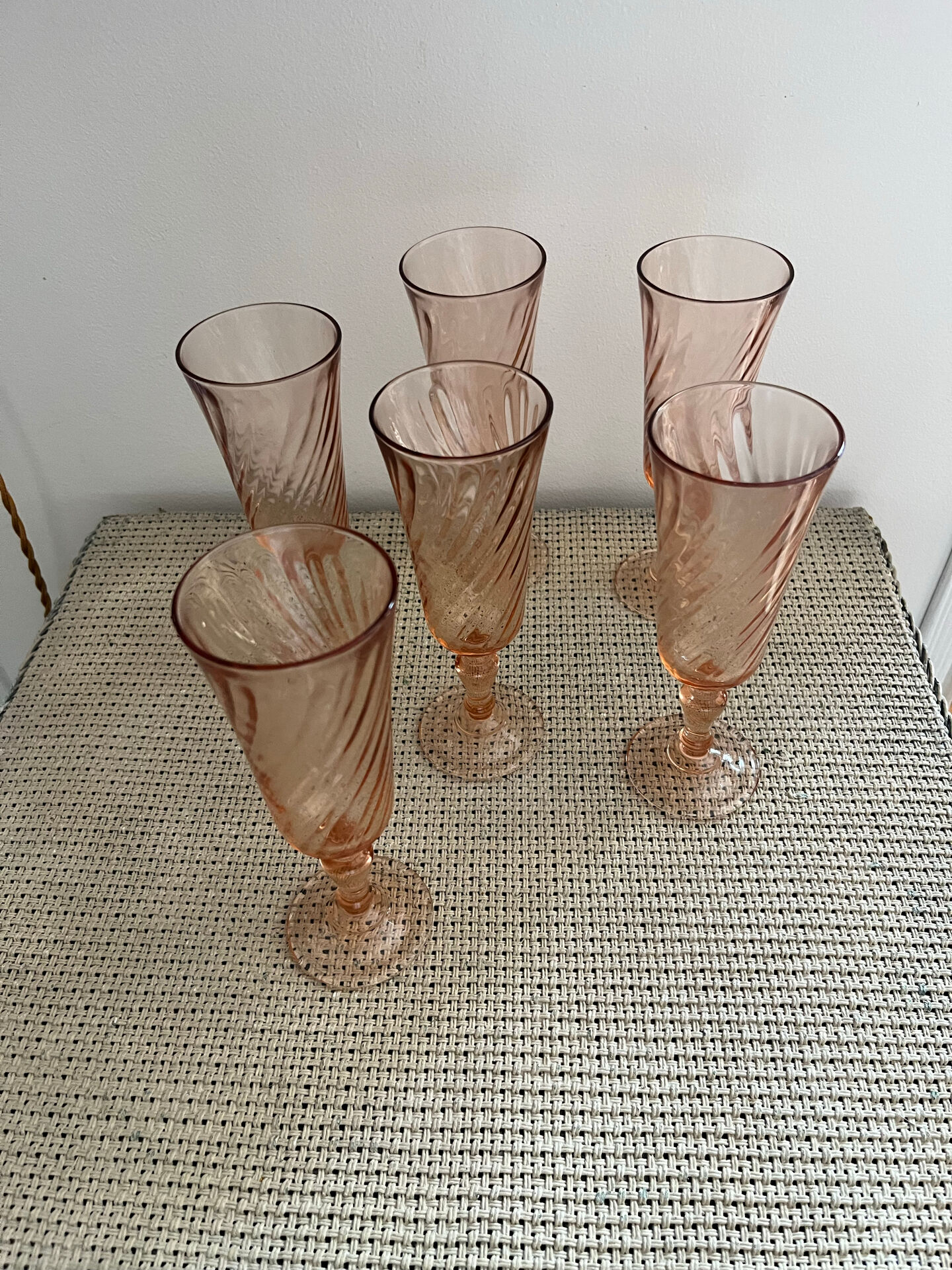 6 champagne flutes
