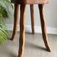 Tabouret tripode en bois