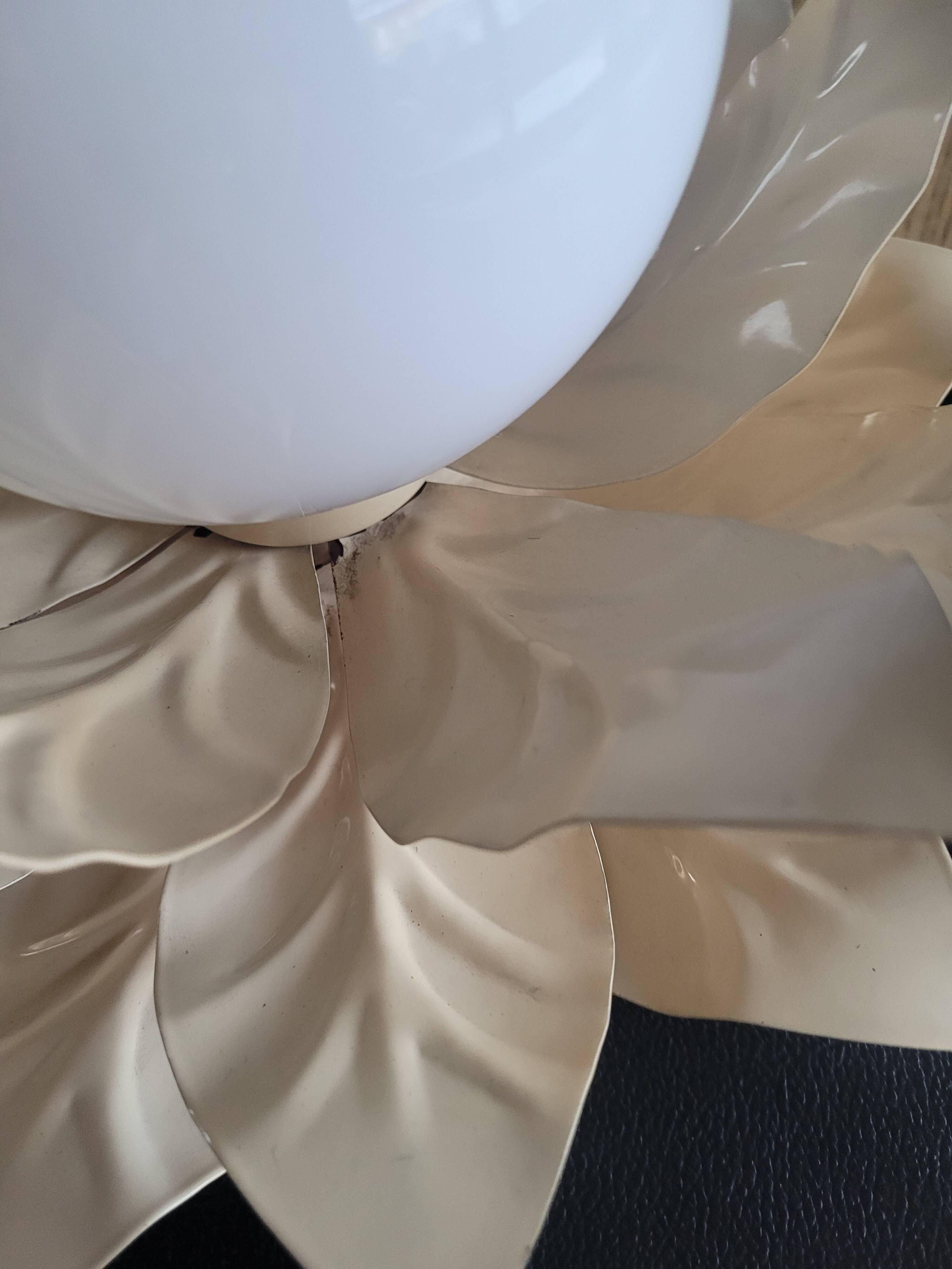 Flower table lamp - Opaline globe