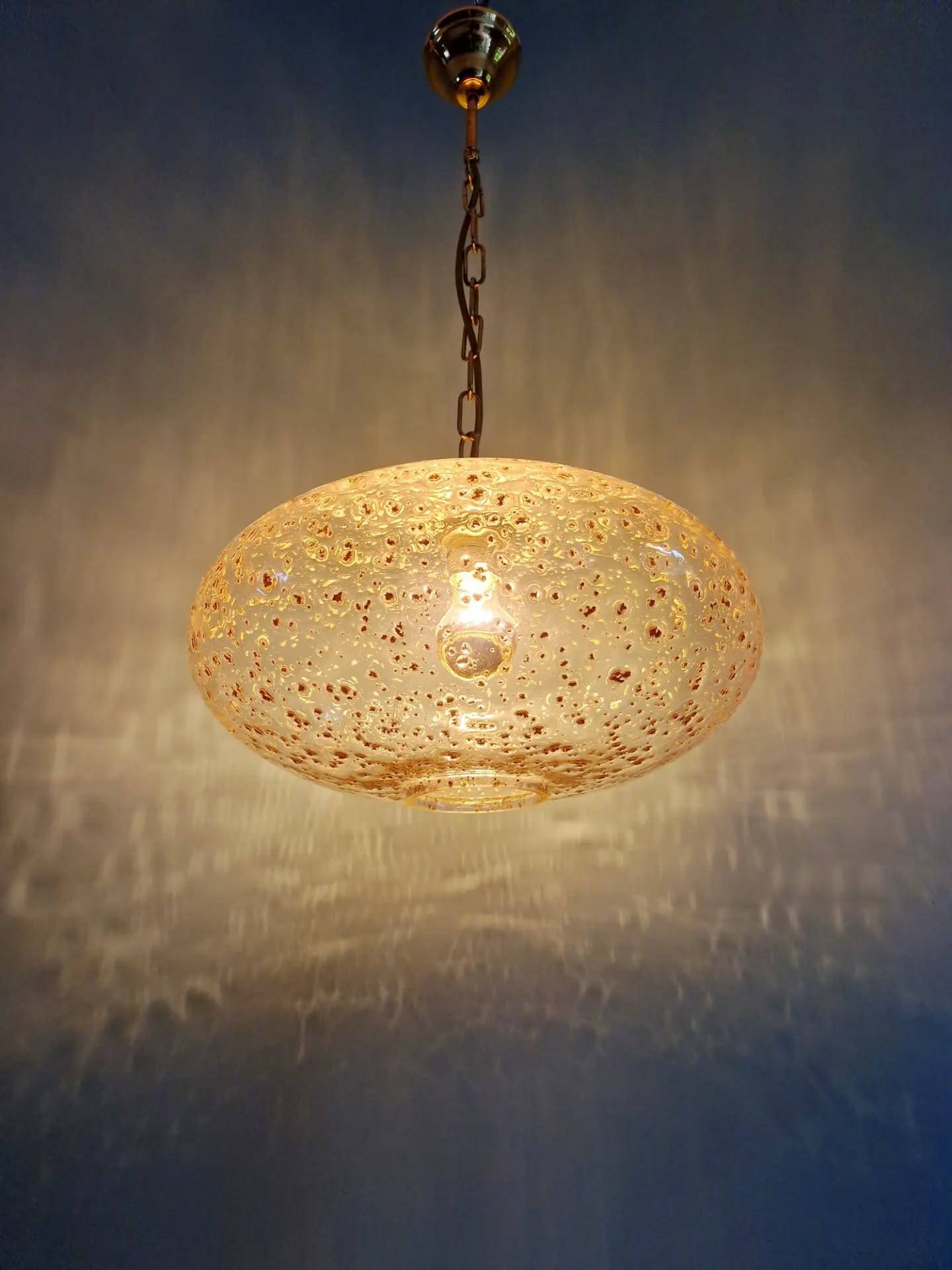 Large vintage glass pendant light, with gold inclusions, 1970.