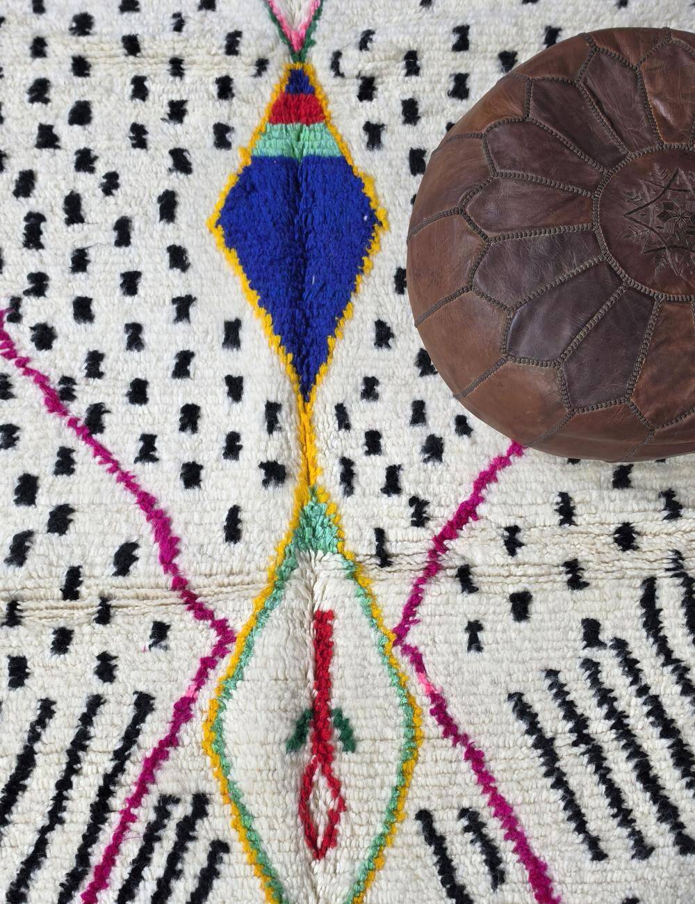 Berber Moroccan Azilal Rug - 300 x 190 cm