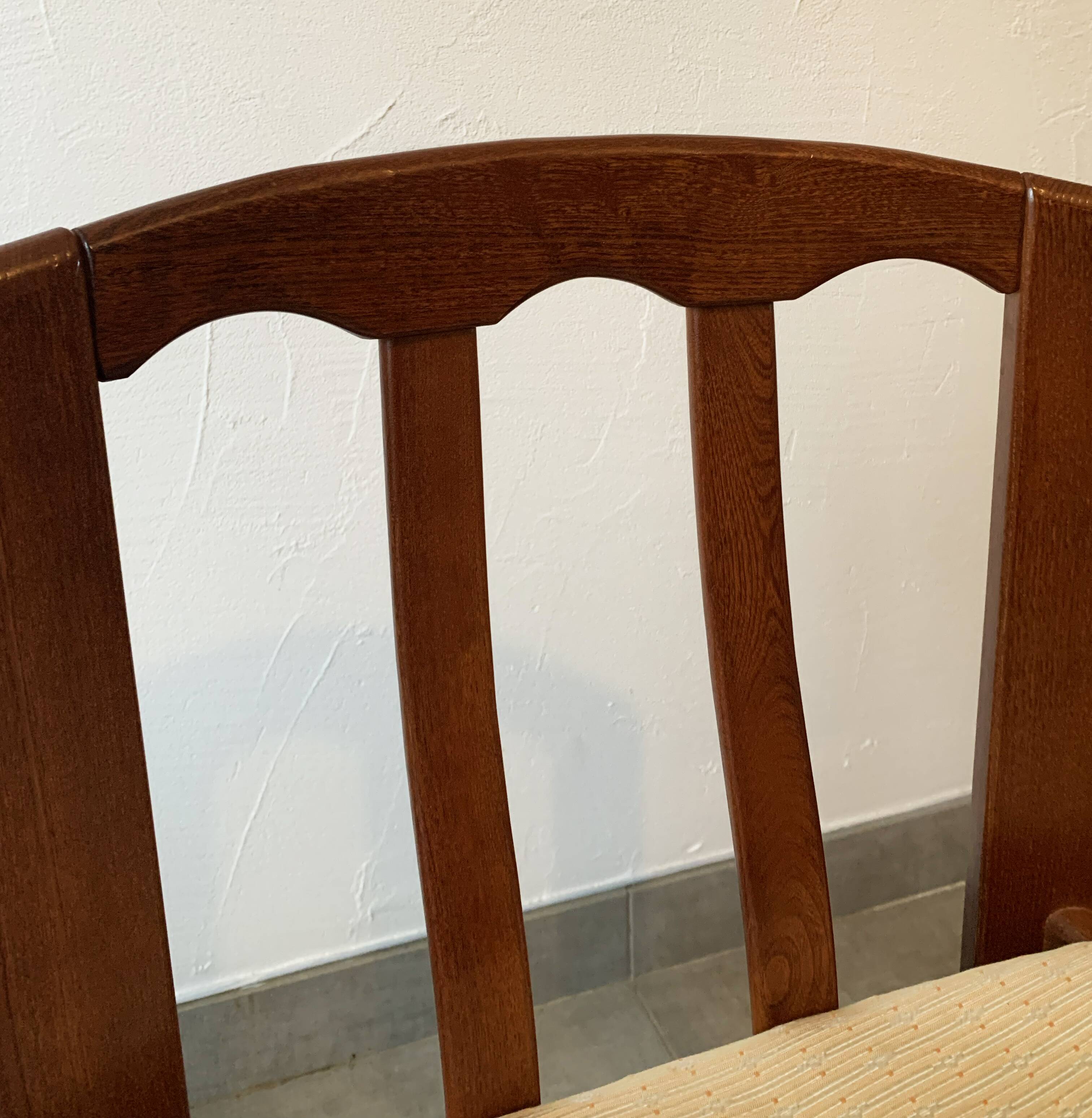 Set of 2 Scandinavian chairs, 1960s. Seats to be redone.