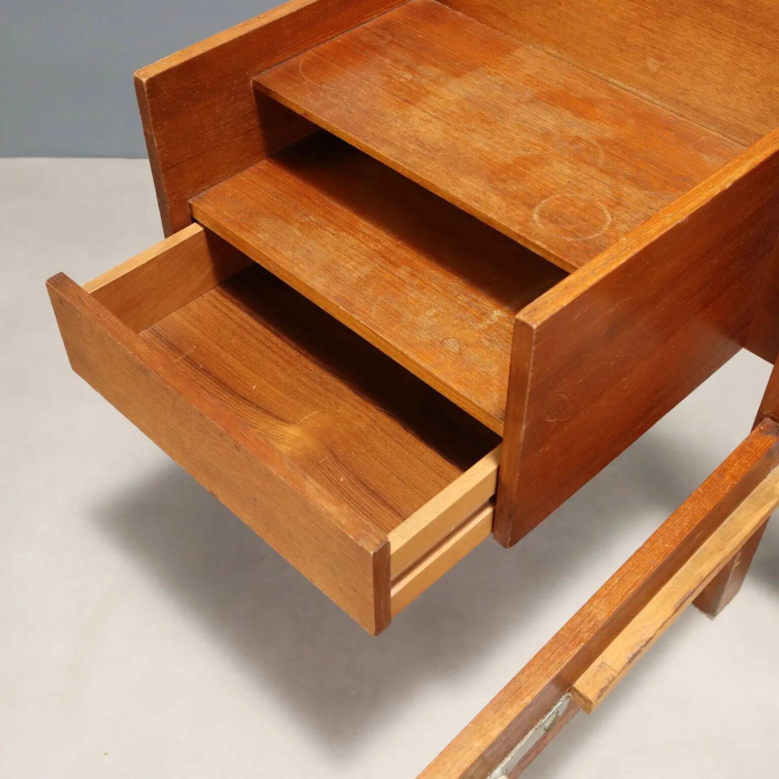Lit vintage design with bedside table, teak veneer, fabric, 1960s.