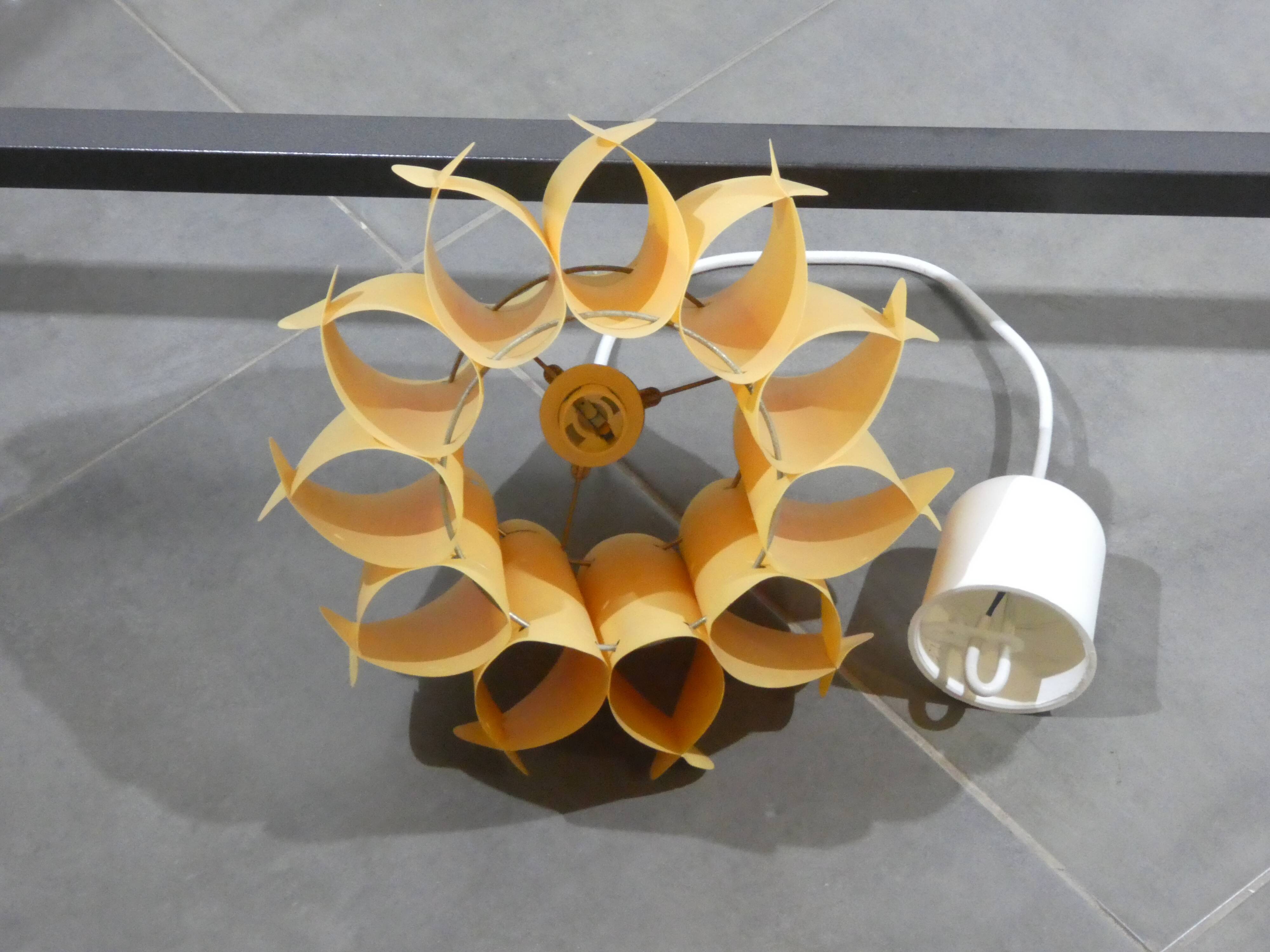 Hanging design 70