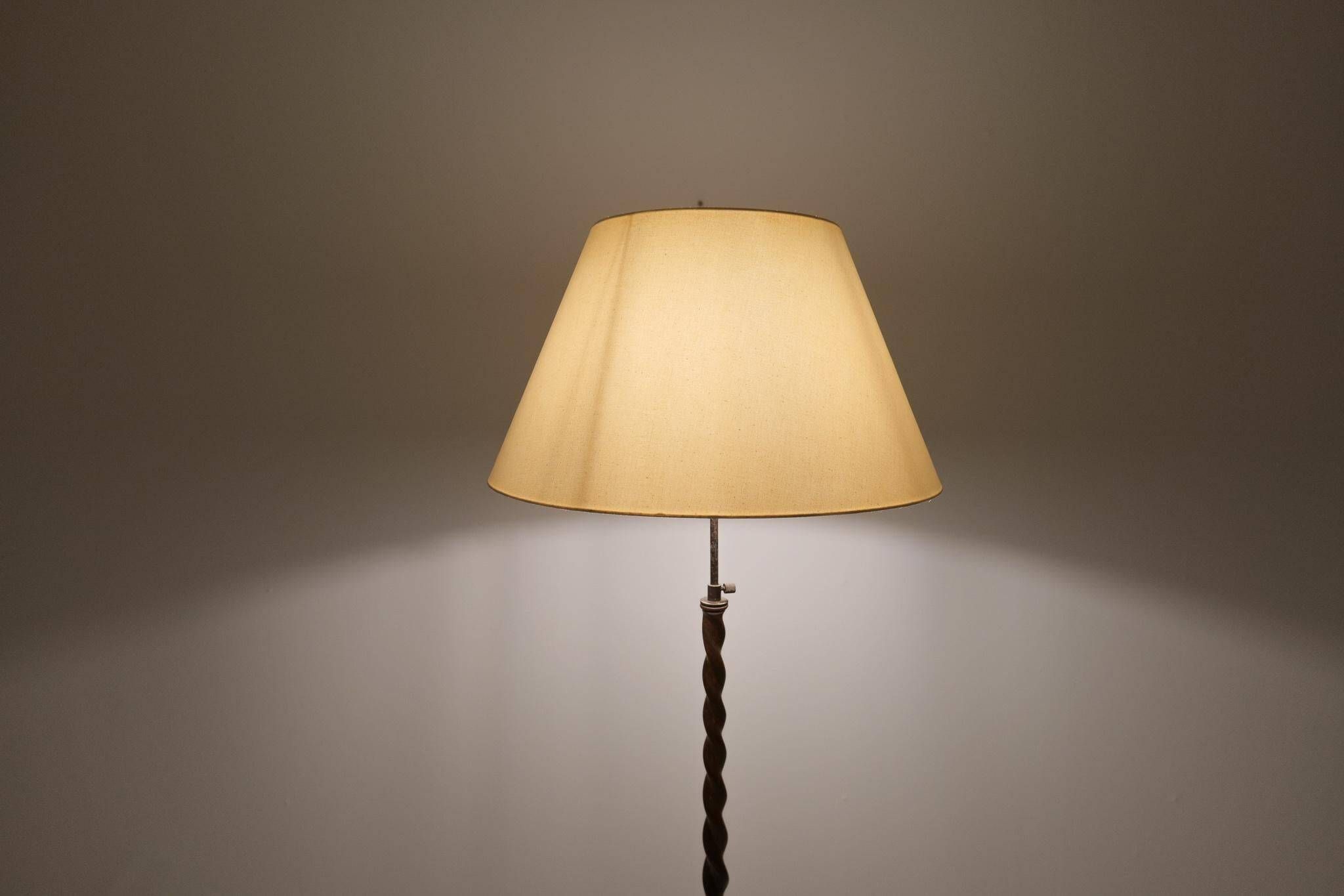 Organic whirlwind floor lamp in stained birch, Art Deco, Sweden, 1940s.