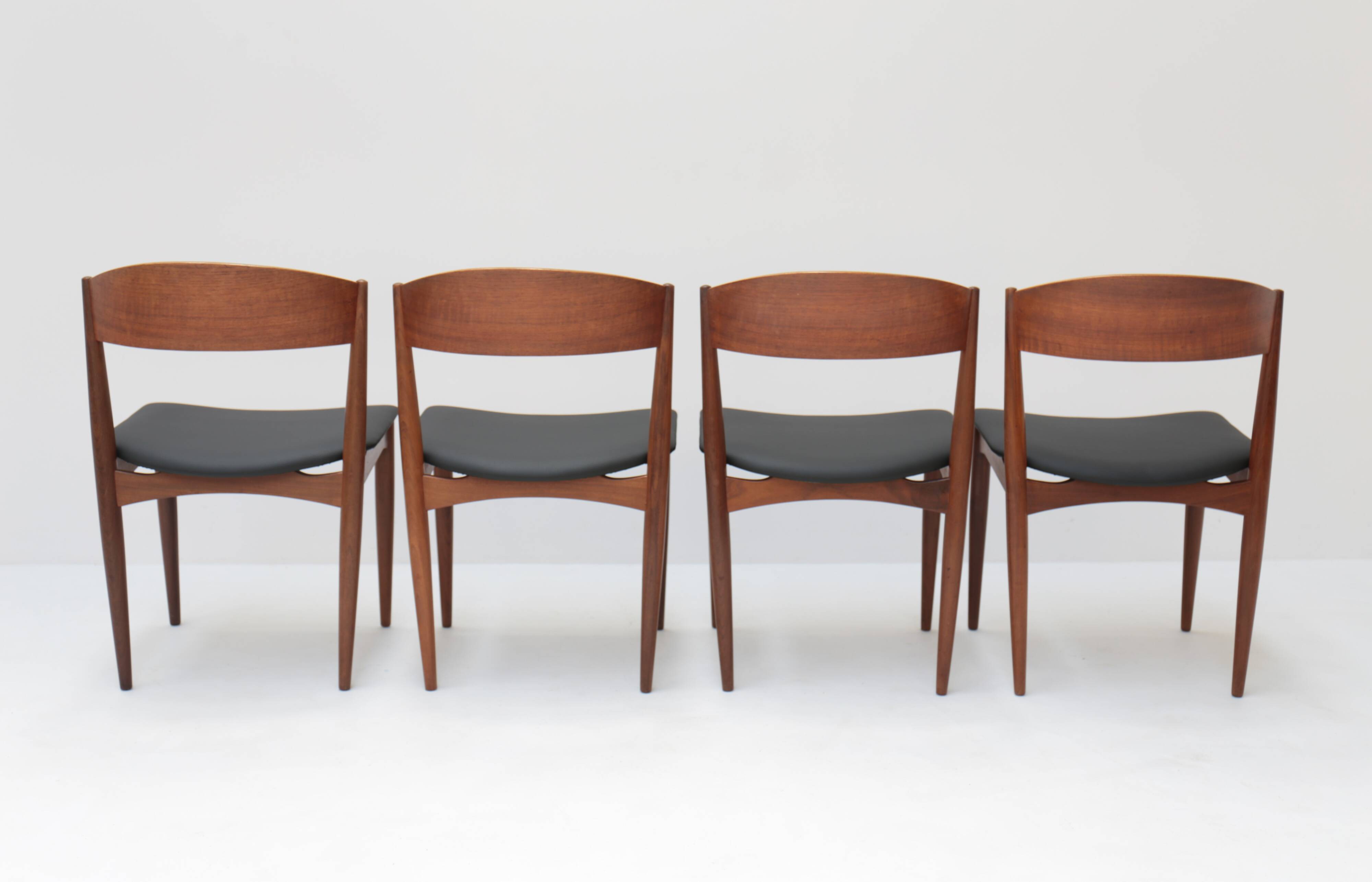 Set of 4 Danish chairs Jydsk Mobelindustri, 1960s