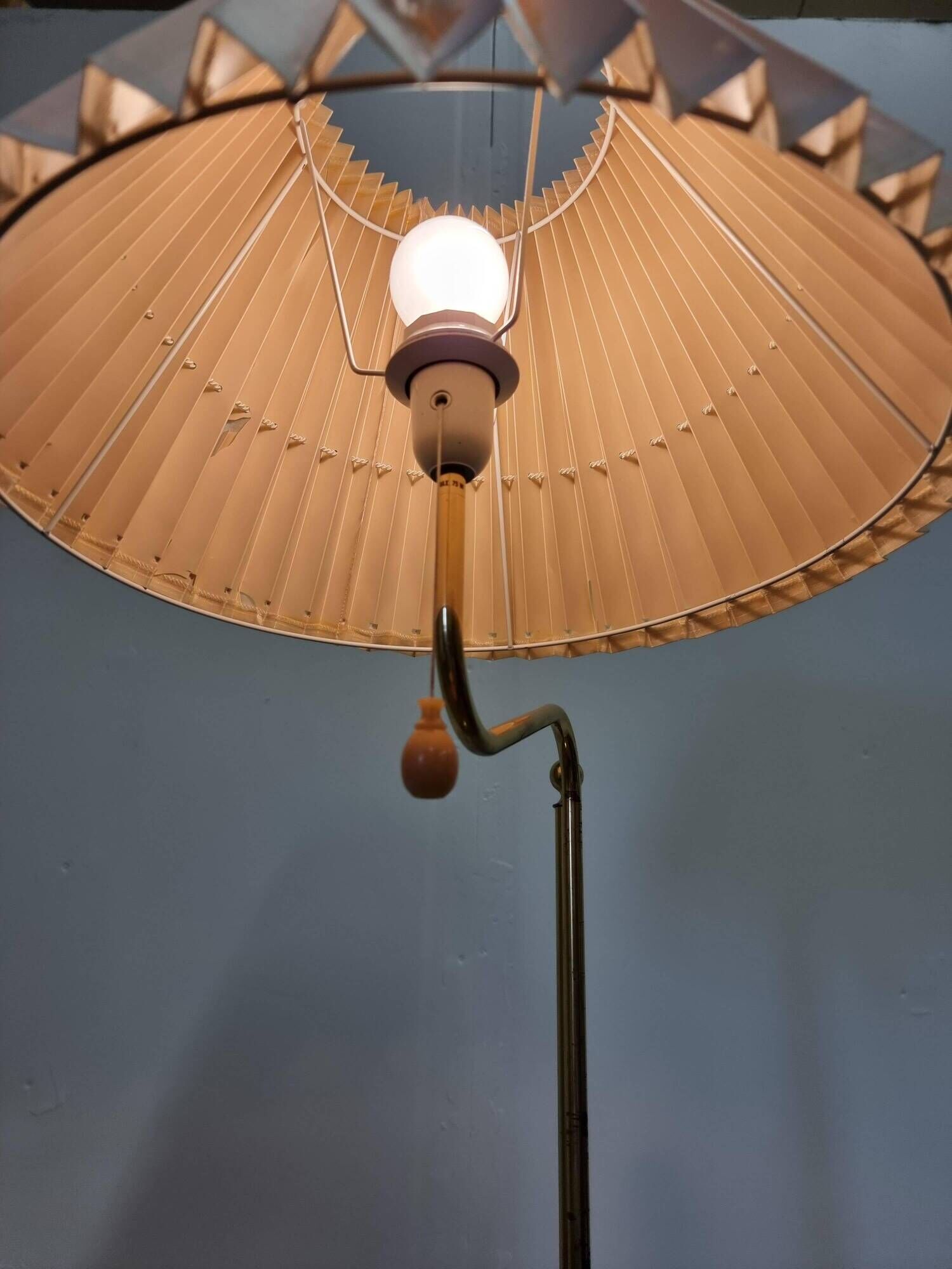 Bergboms, adjustable floor lamp G-132 in brass, Scandinavian / Midcentury Modern