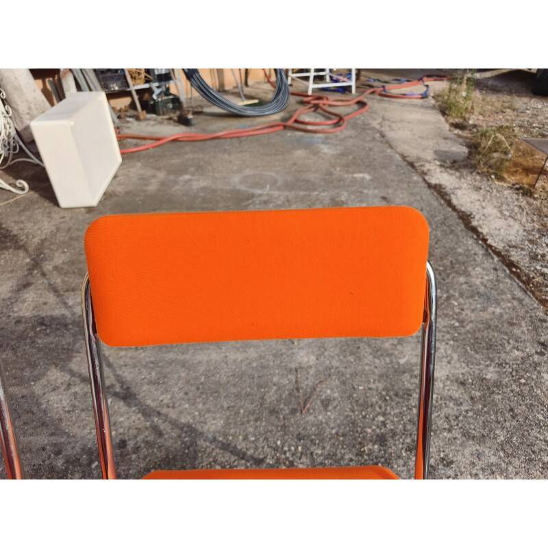 3 folding chairs: Framar