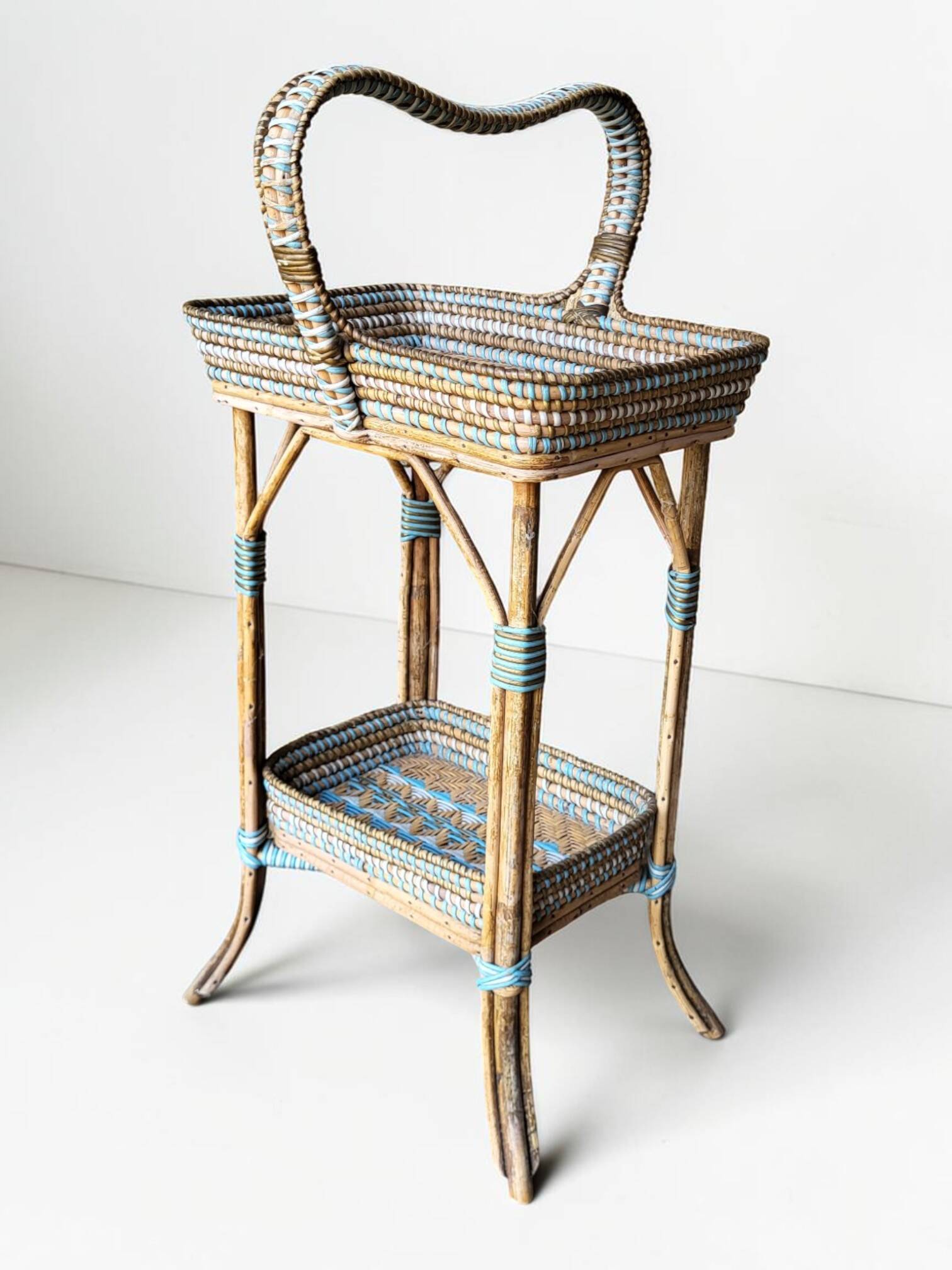 Rattan dessert table, Napoleon III