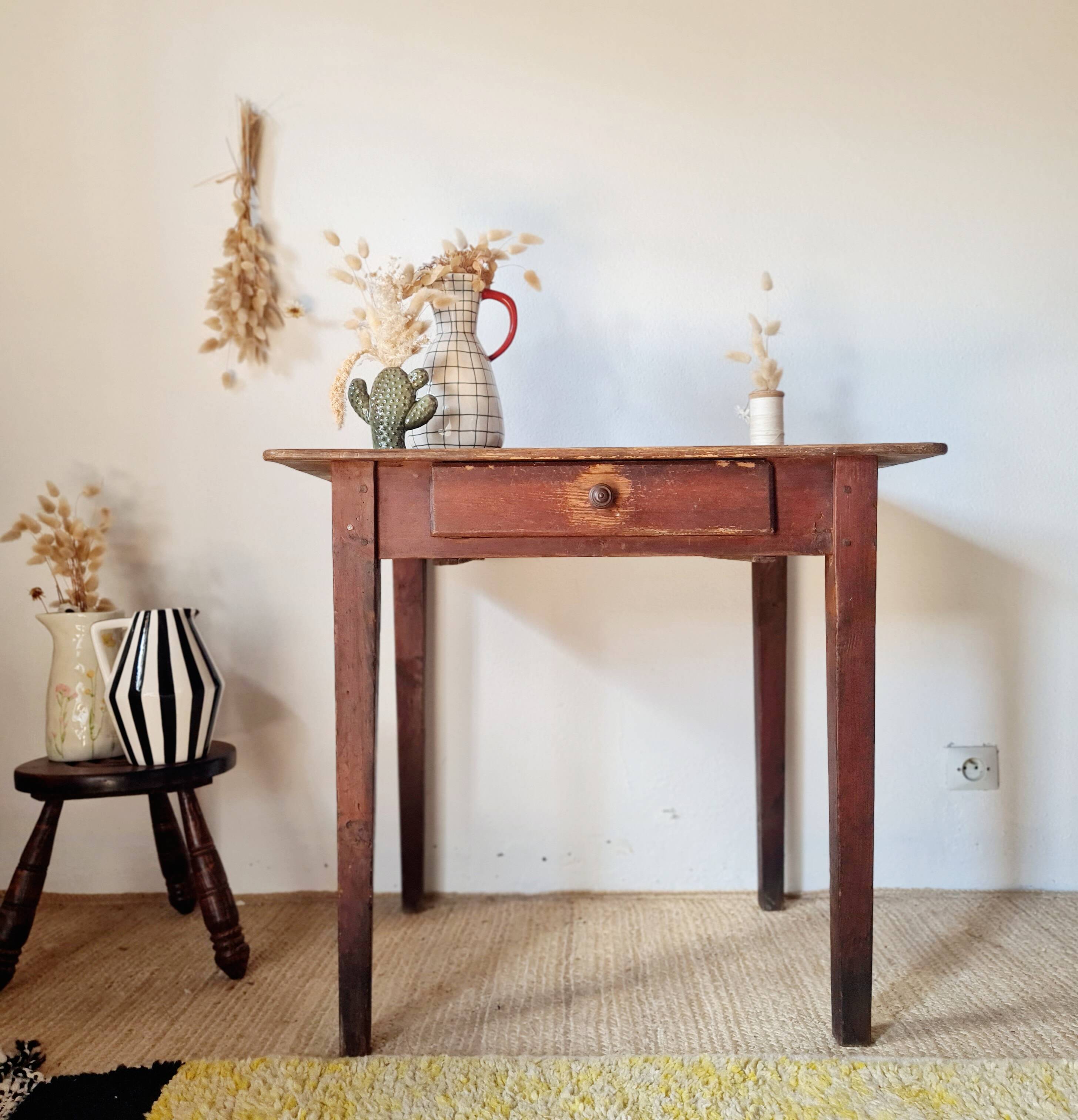 Small antique farmhouse table in wood – vintage rustic desk