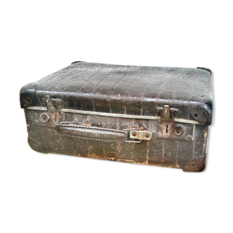 Vintage chocolate case