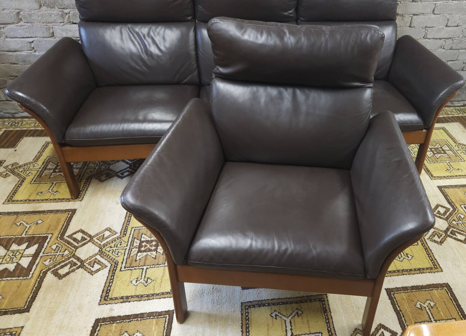 Sofa and armchair set