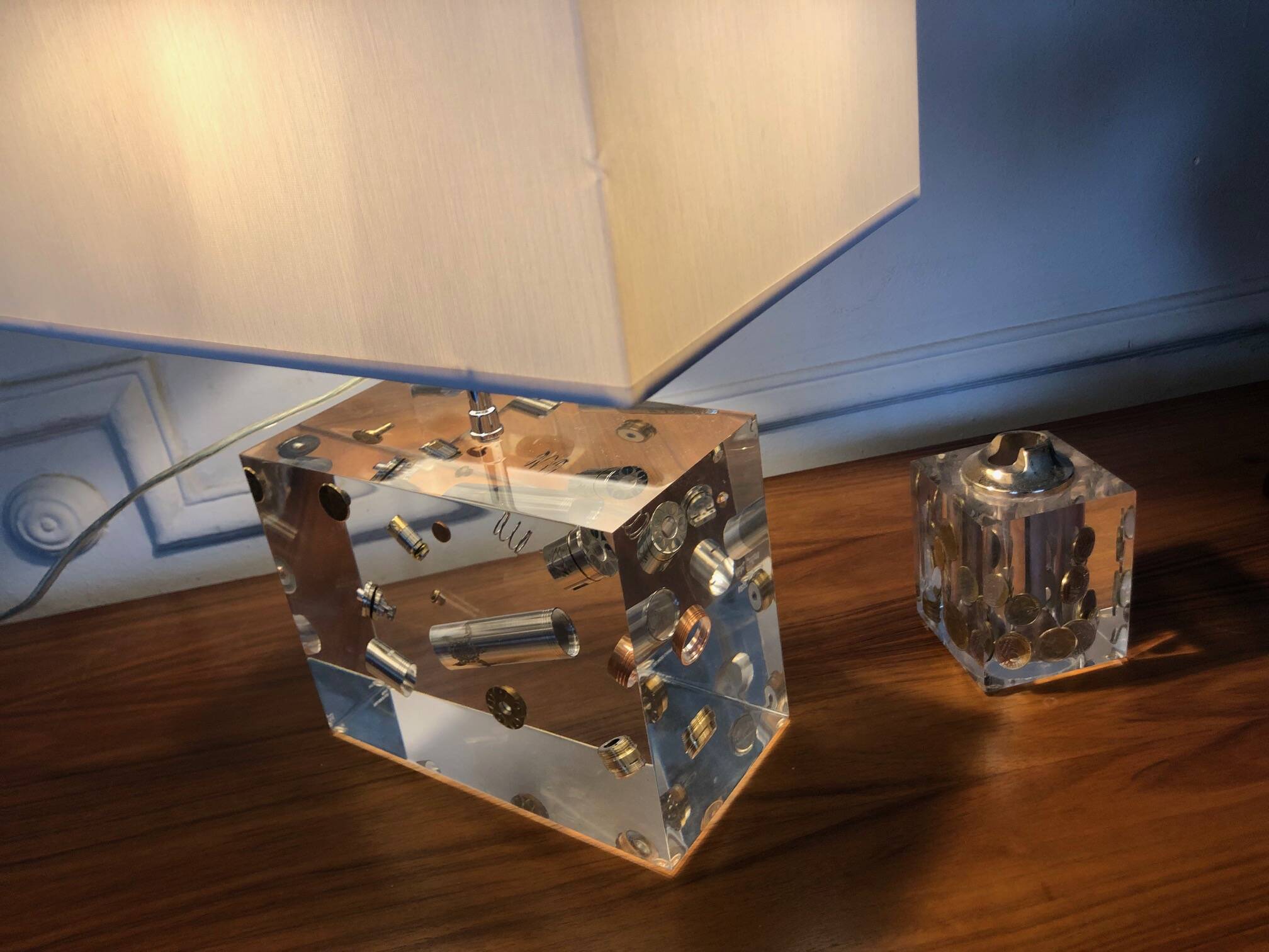 Table Lamp • Sculpture • Resin Inclusion • Post Space Age • 2000