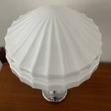 Art Deco lamp in chromed metal and opaline