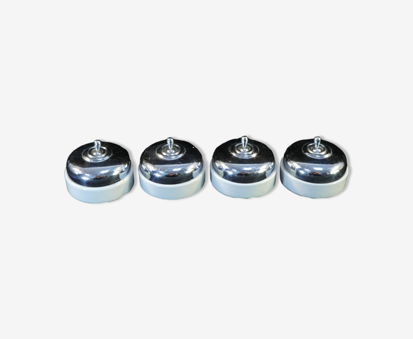 Lot de 4 anciens interrupteurs en porcelaine et chromé