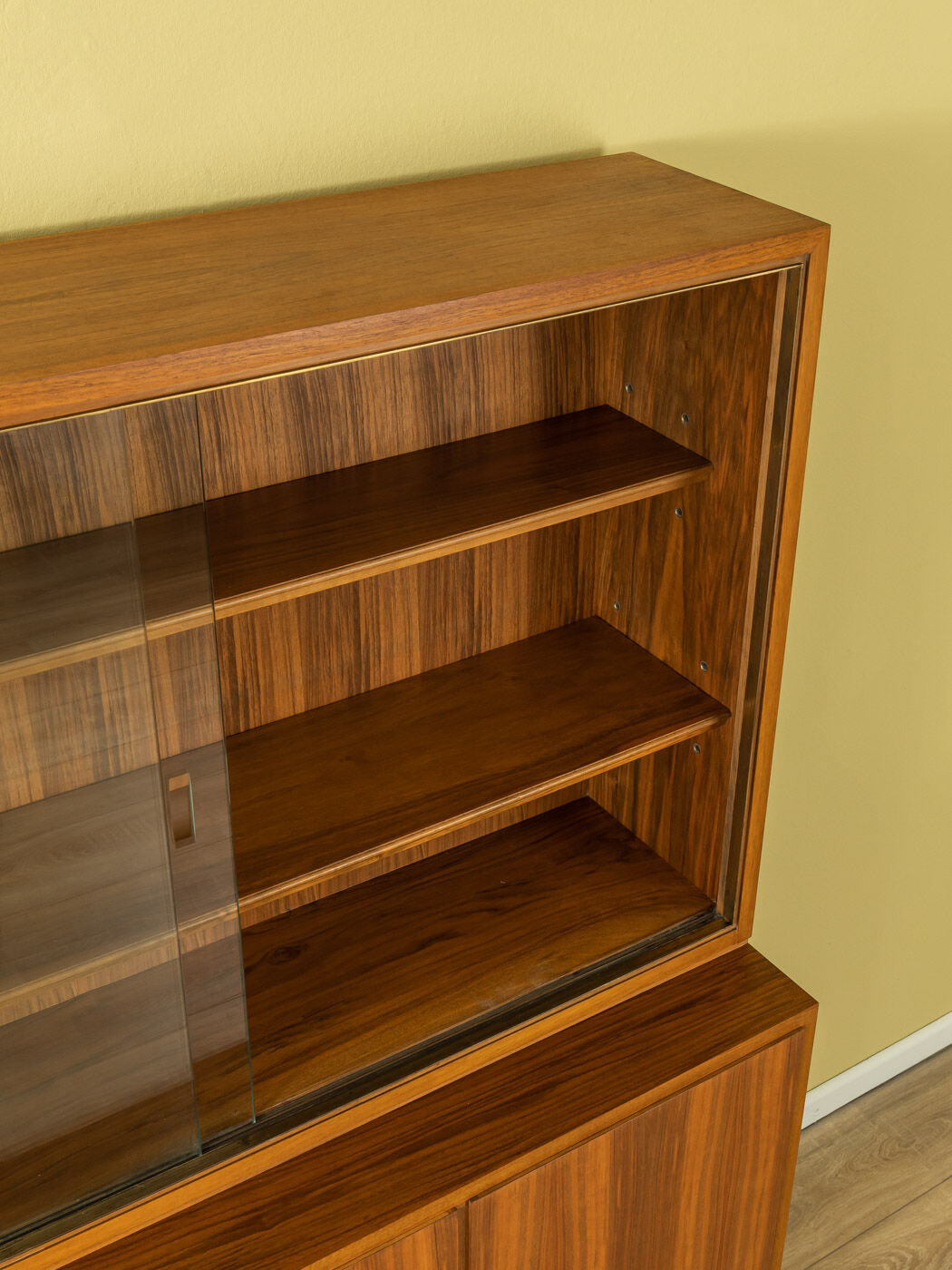 1960s showcase, behr möbel